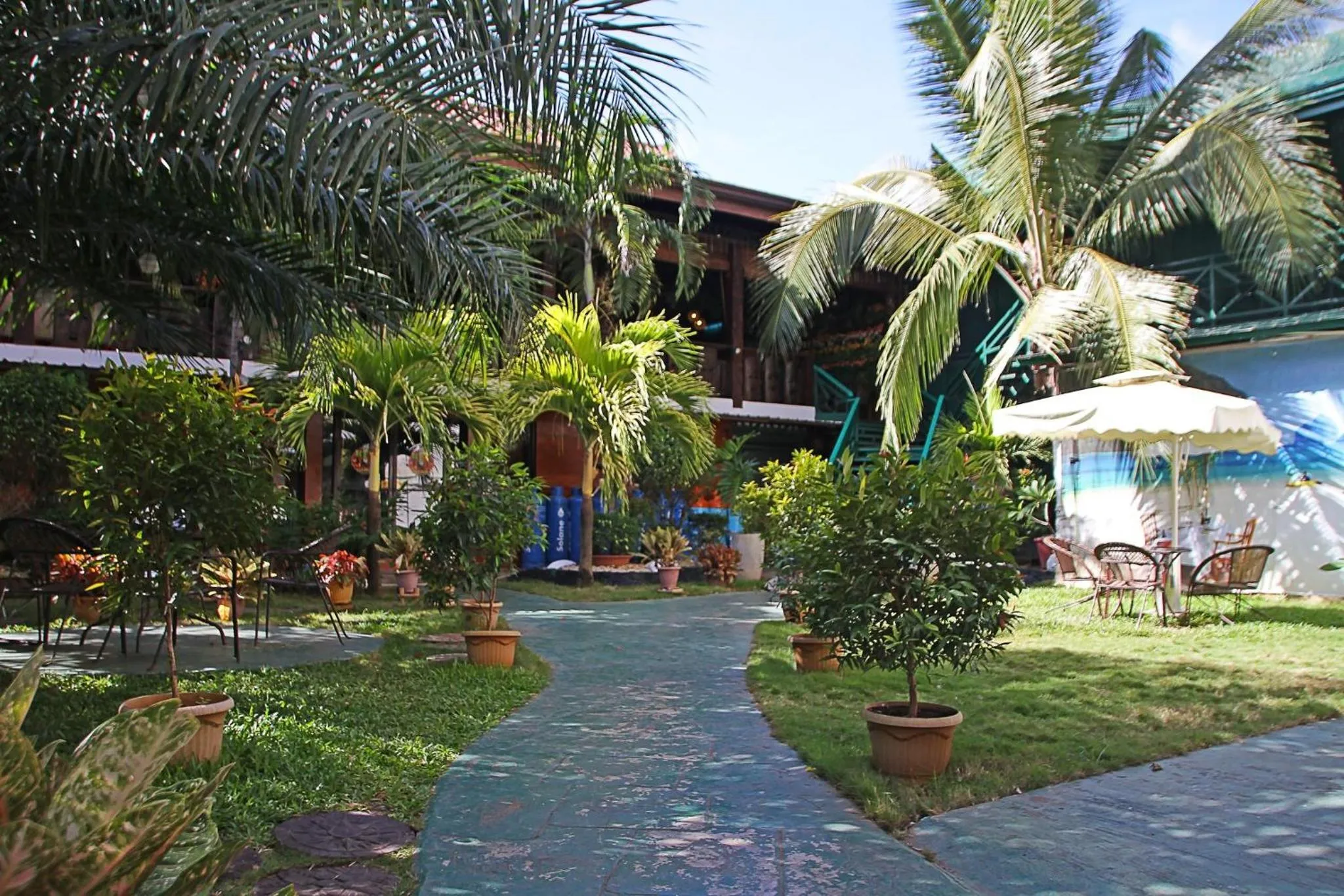 Garden in Palawan Uno Hotel