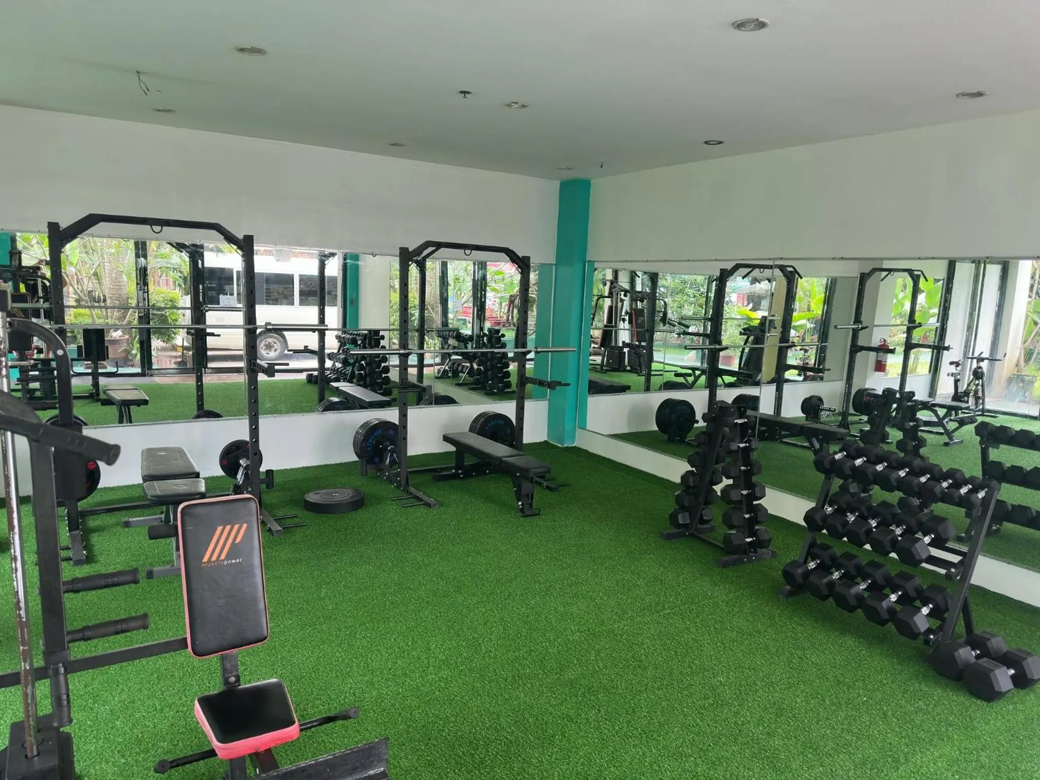 Fitness centre/facilities in Palawan Uno Hotel