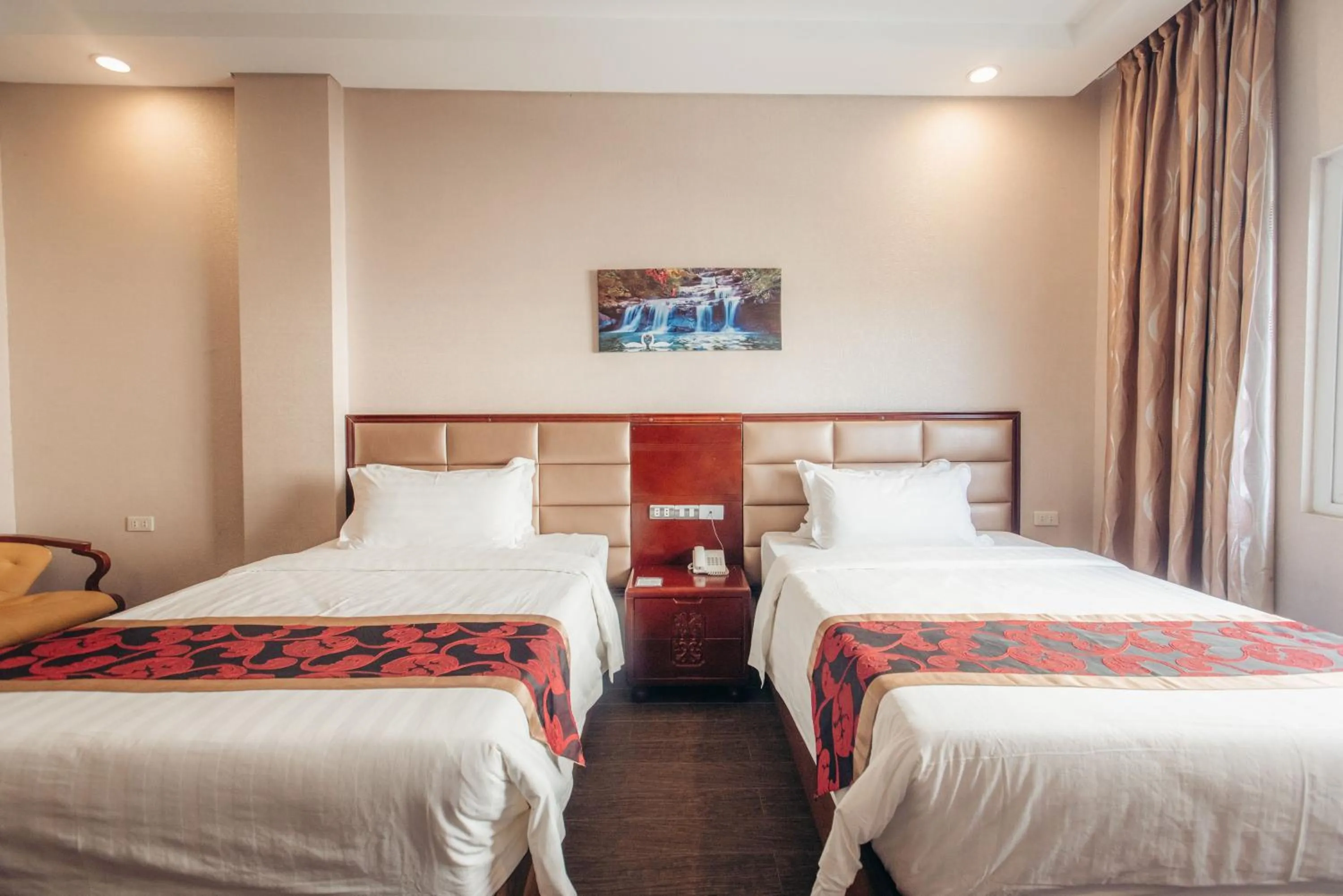 Bedroom, Bed in Palawan Uno Hotel