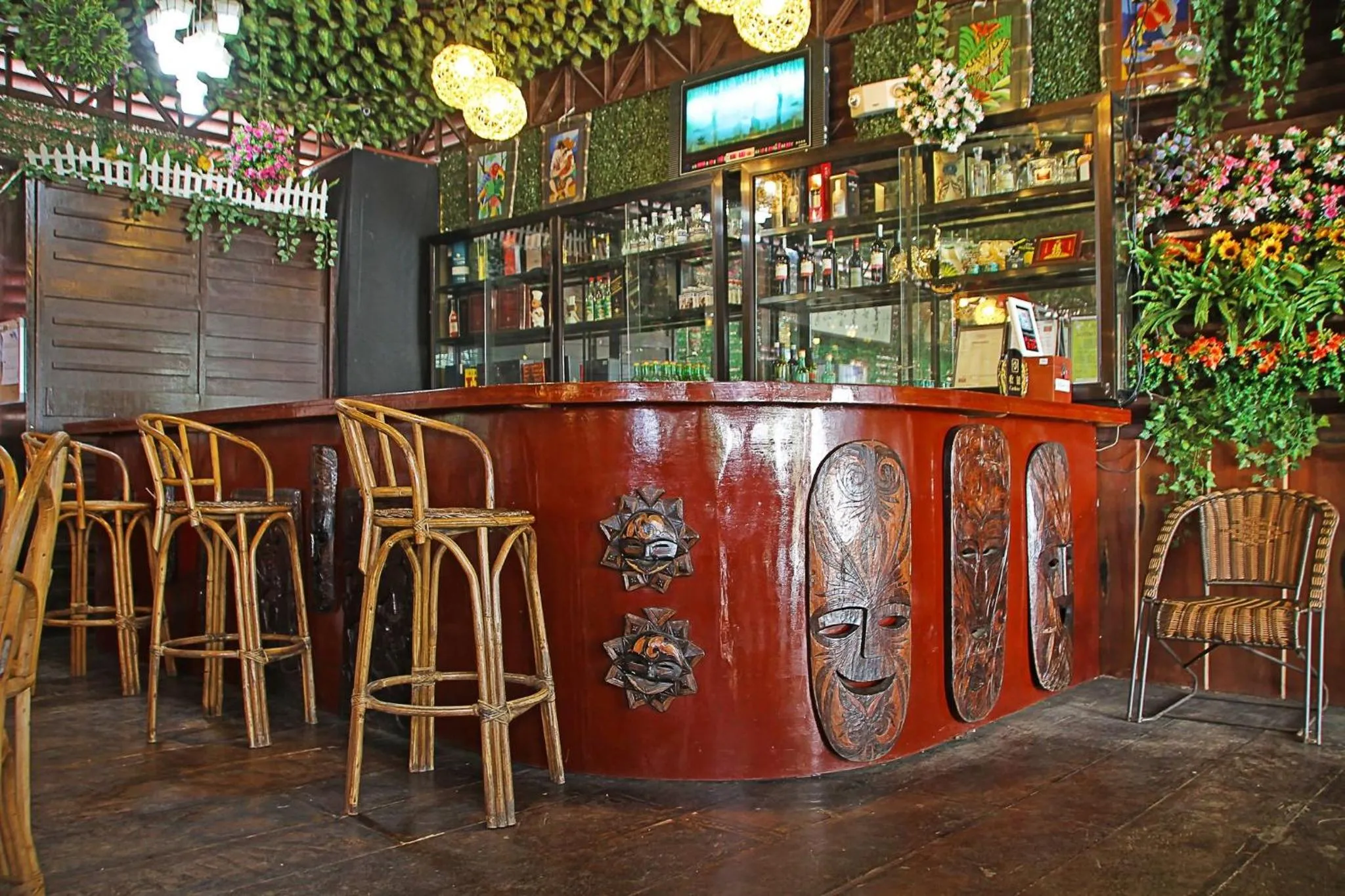 Restaurant/places to eat in Palawan Uno Hotel