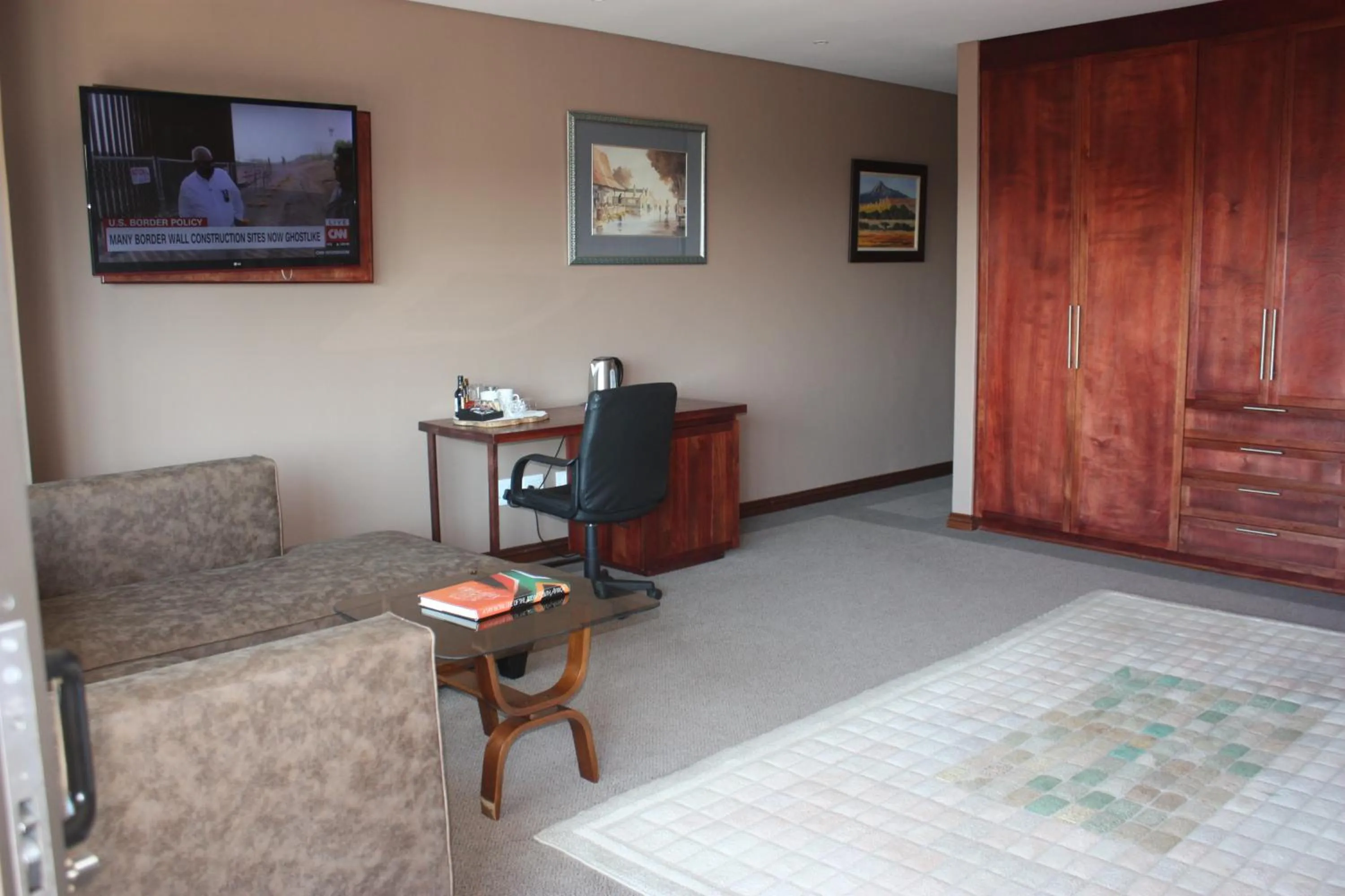 TV and multimedia in Over The Moon Guesthouse