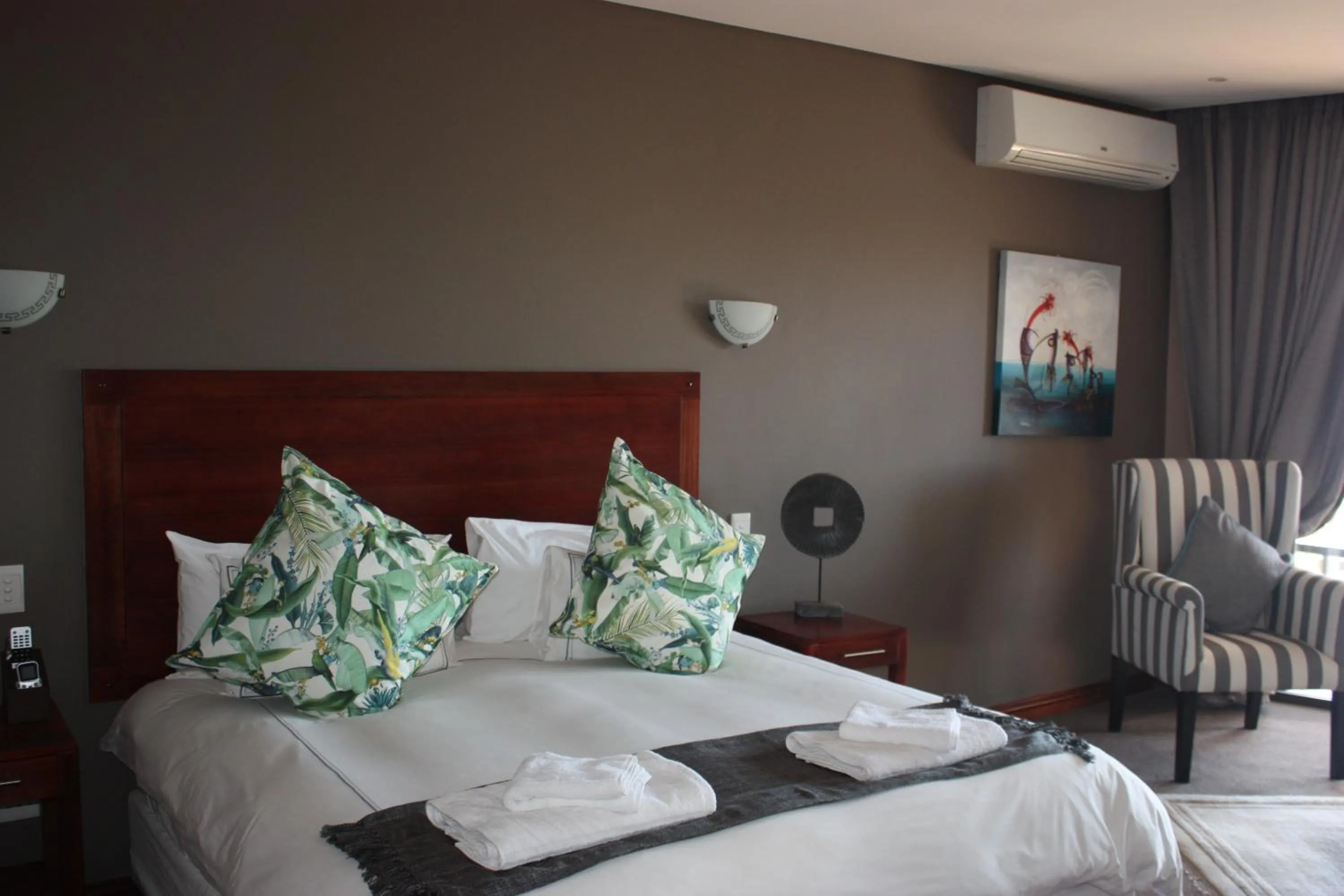 Garden, Bed in Over The Moon Guesthouse