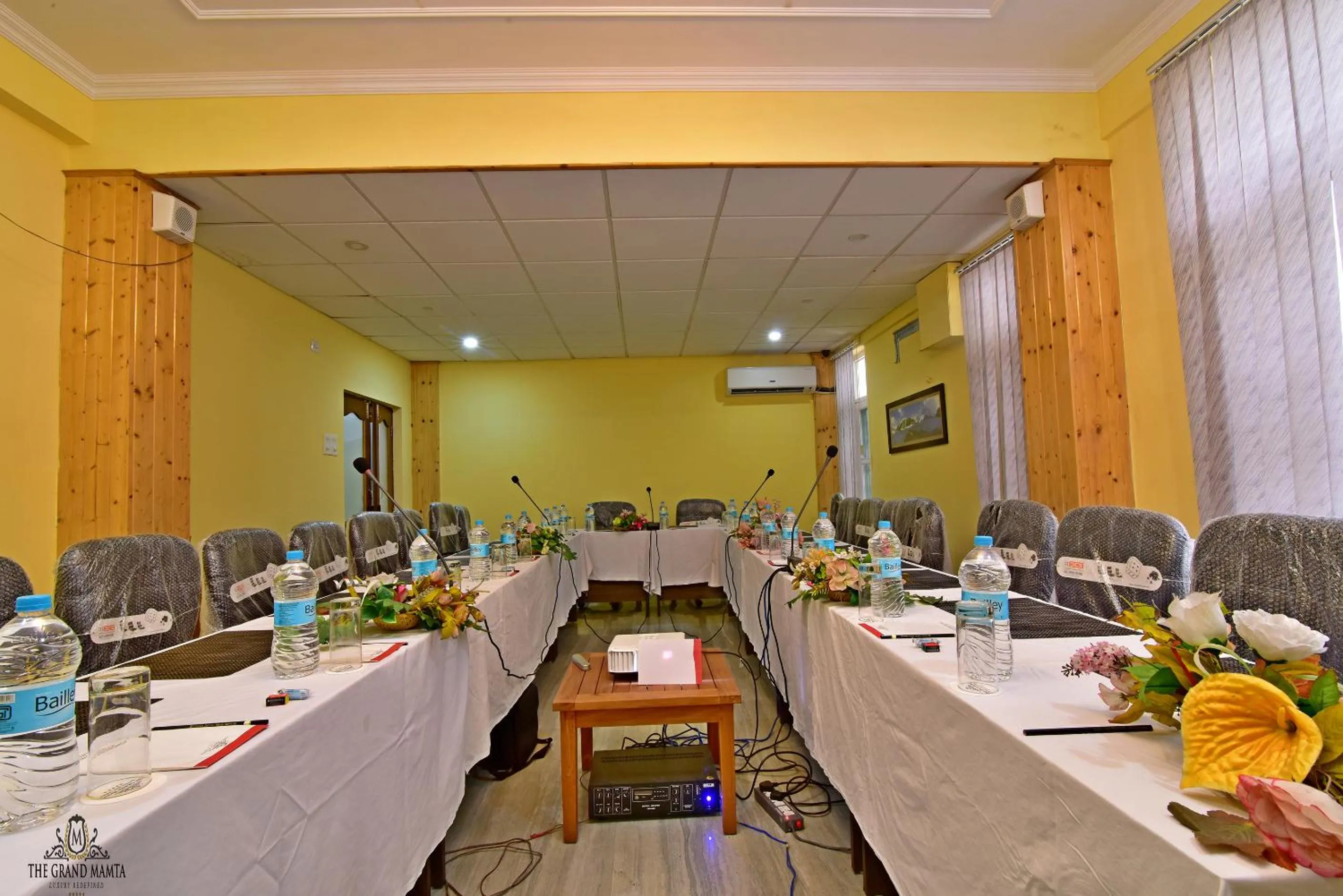 Business facilities in The Grand Mamta