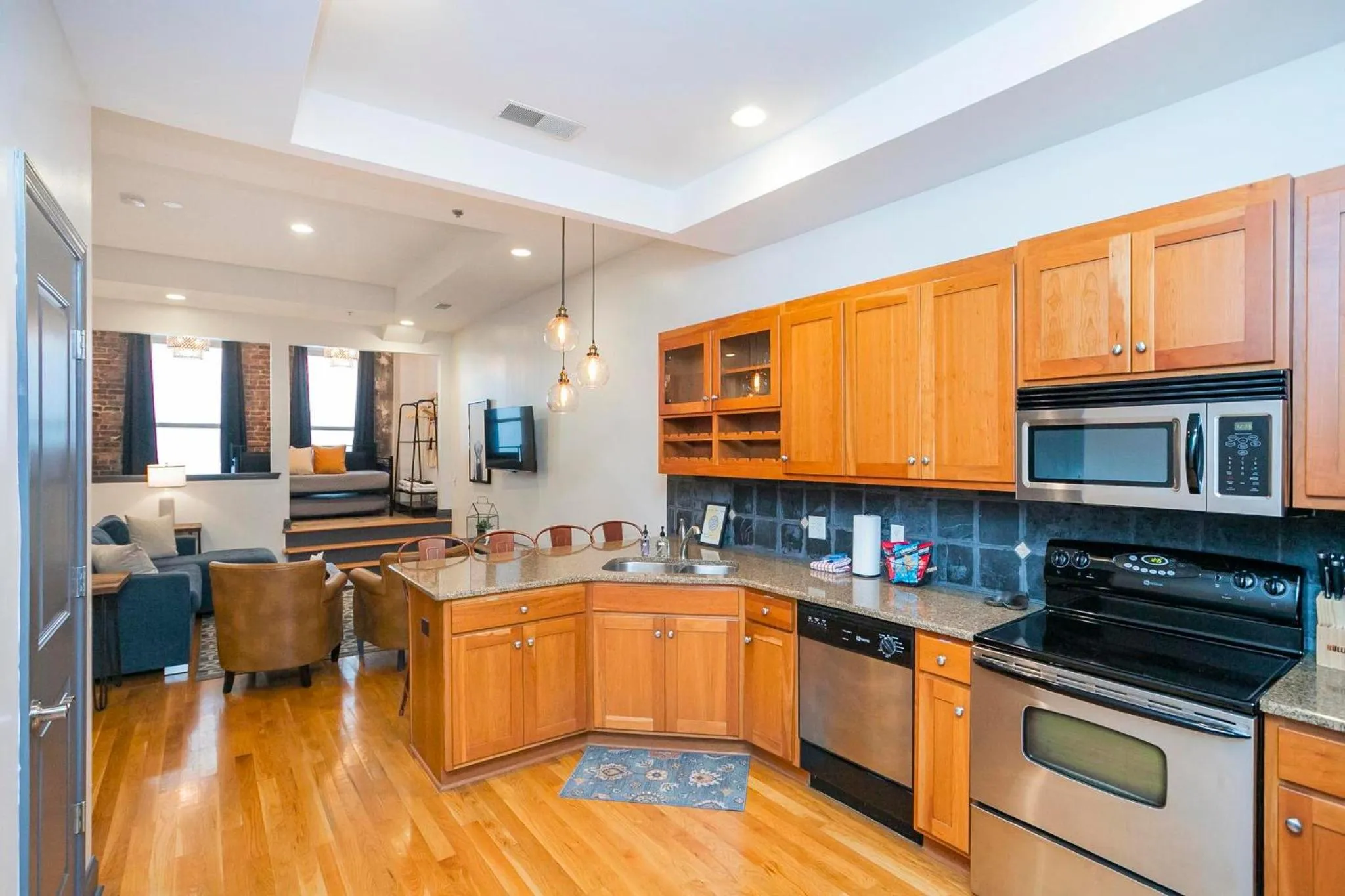 Loft Literally on Broadway Live Music & Bars