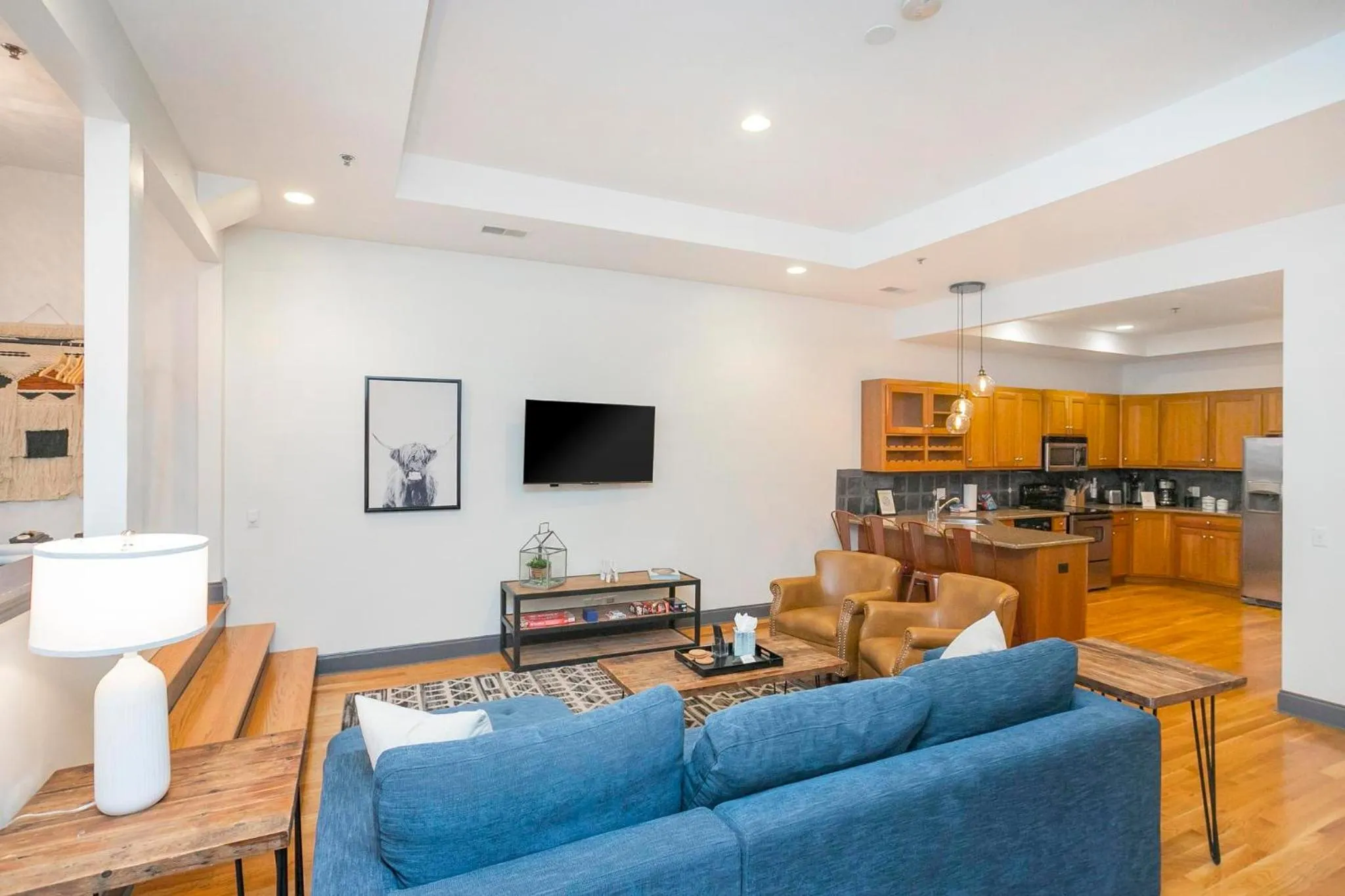 Loft Literally on Broadway Live Music & Bars