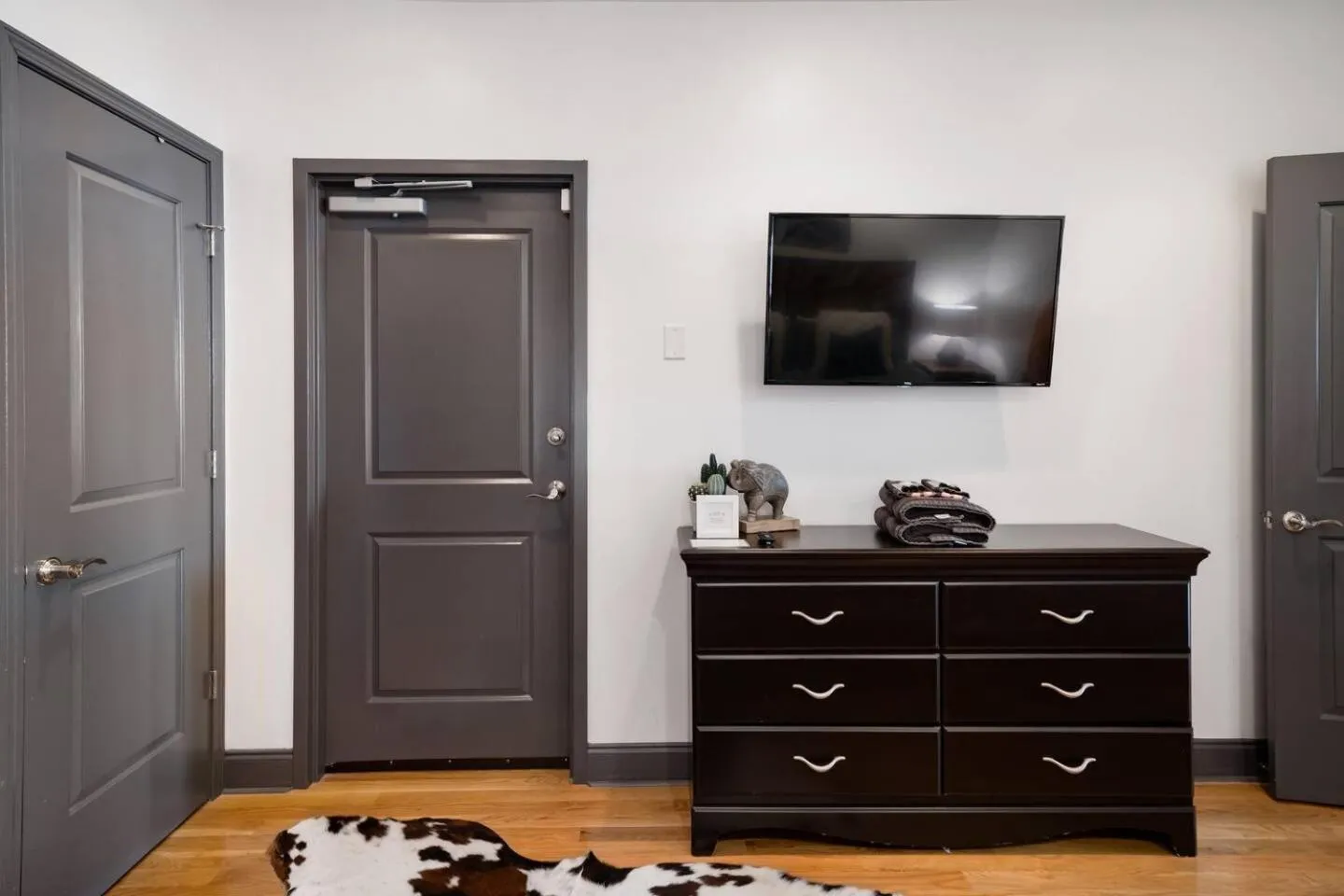 Loft Literally on Broadway Live Music & Bars