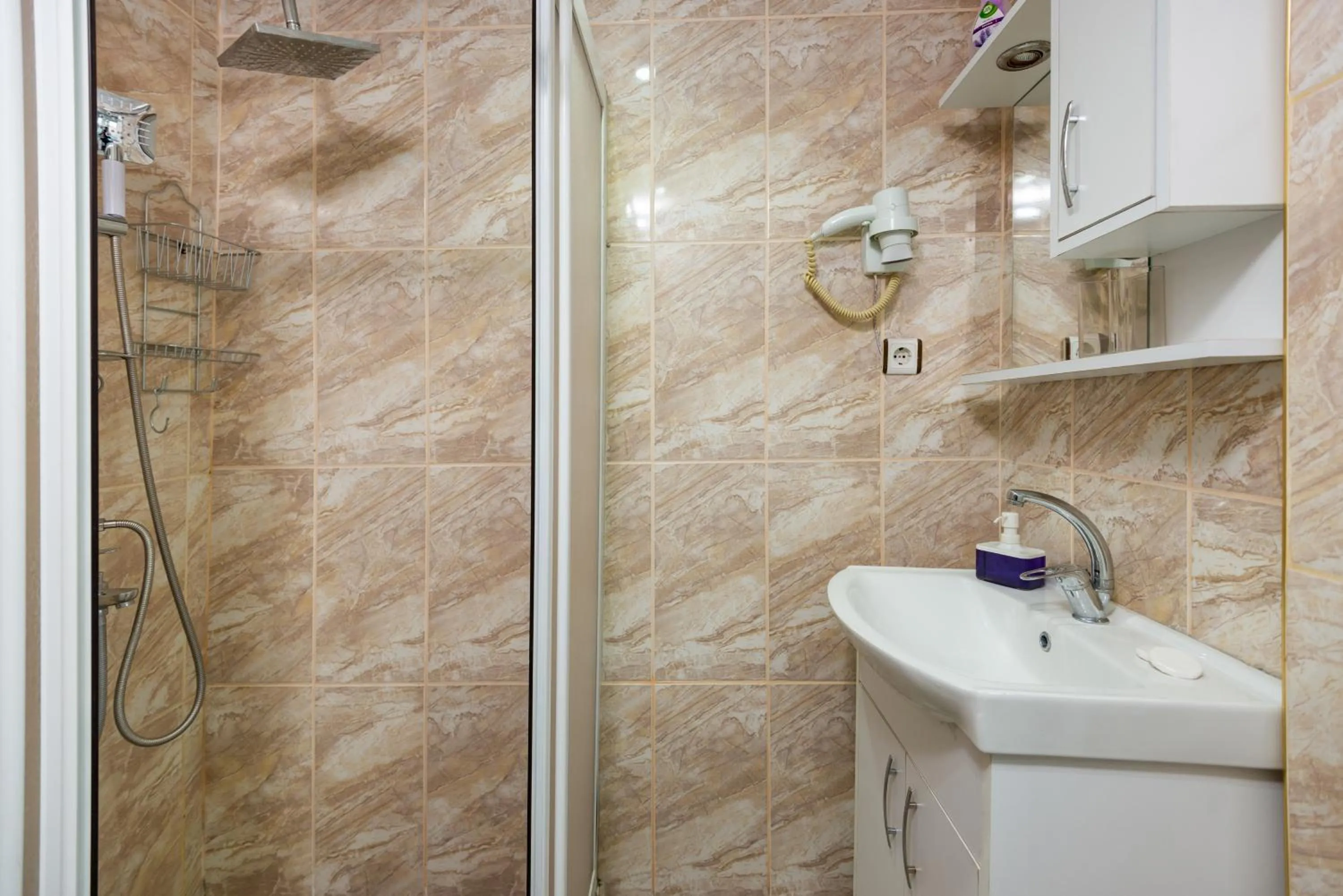 Shower in Istanbul House