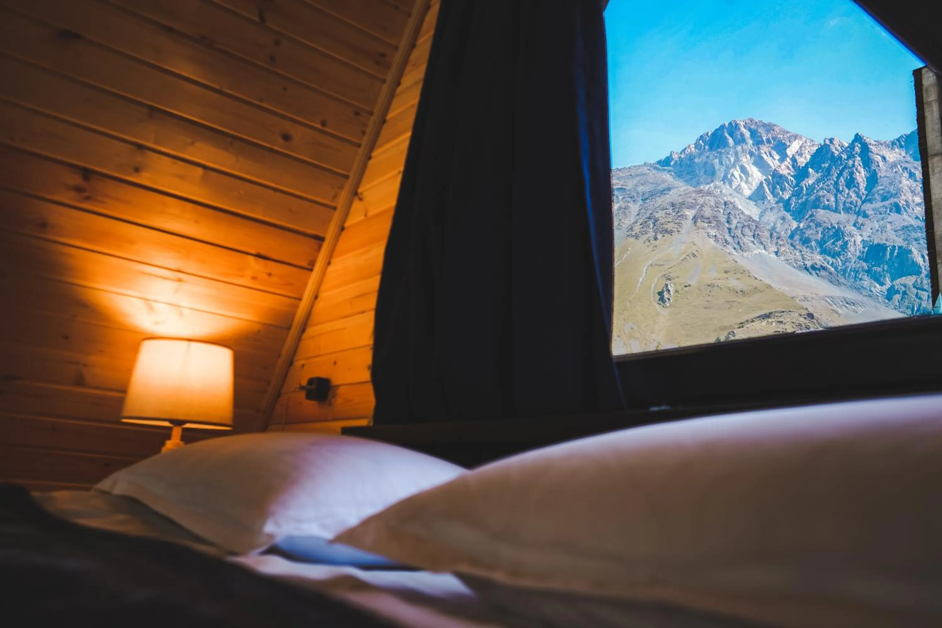 Bed in Misty Rocks Kazbegi