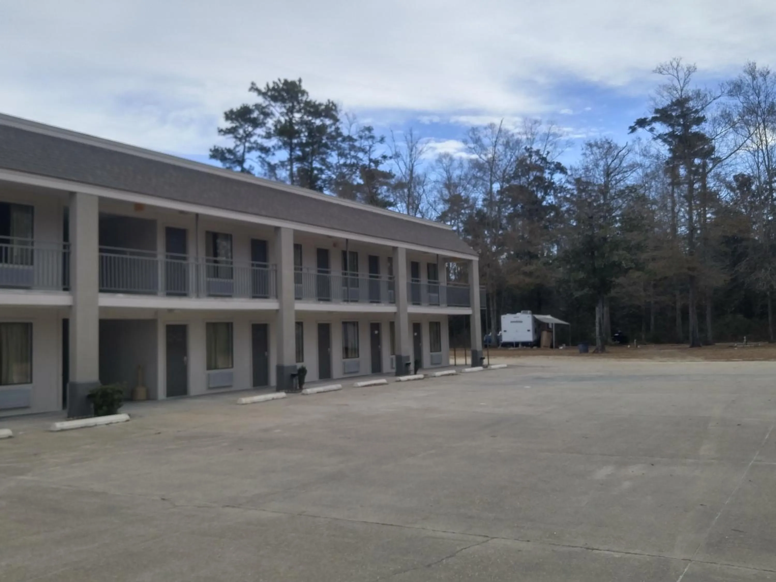 Travelers Rest Motel