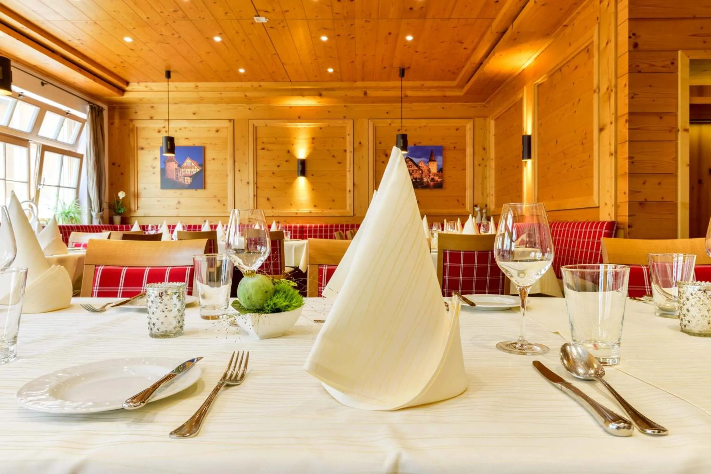 Restaurant/places to eat in Hotel Restaurant Sonne