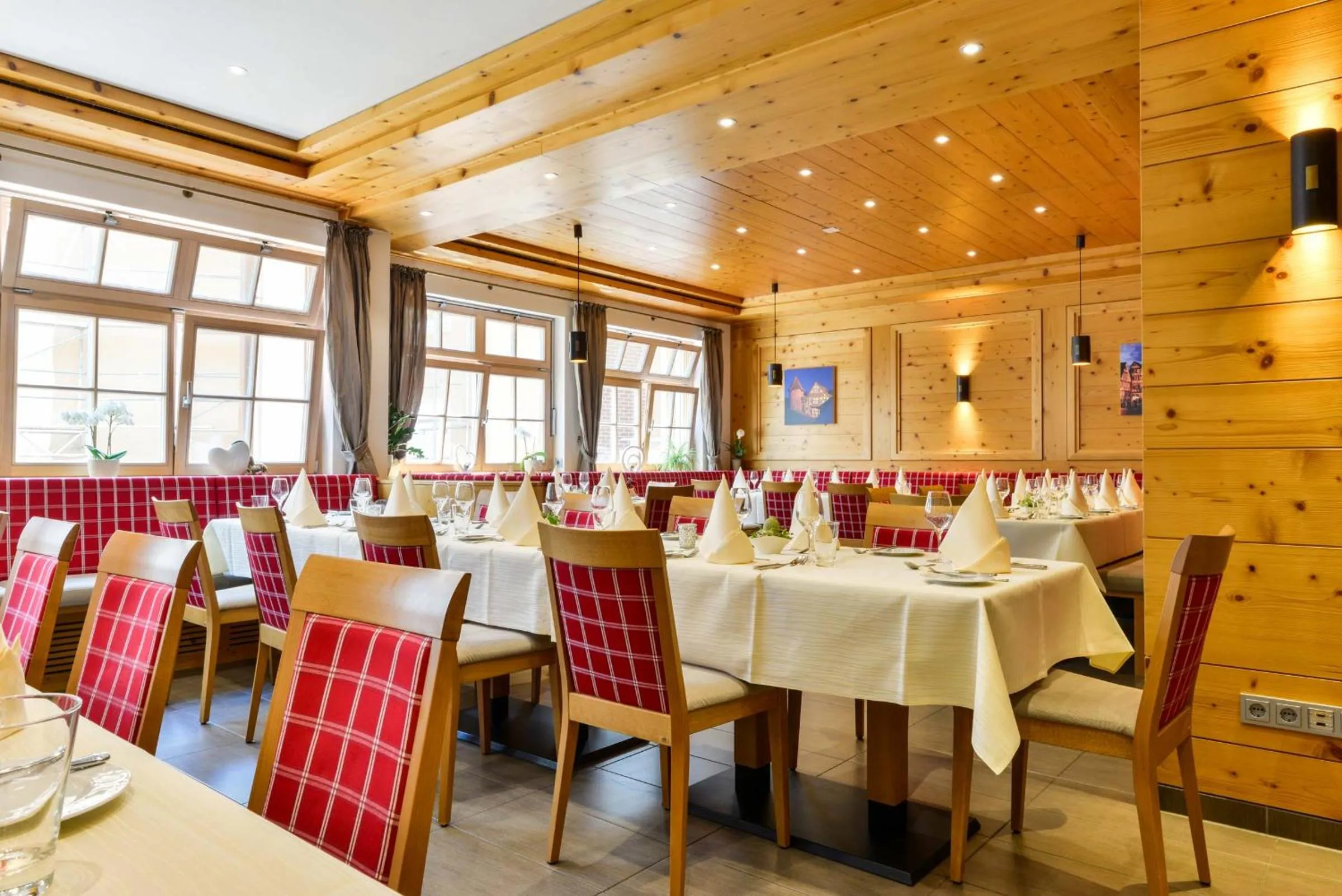 Restaurant/places to eat in Hotel Restaurant Sonne