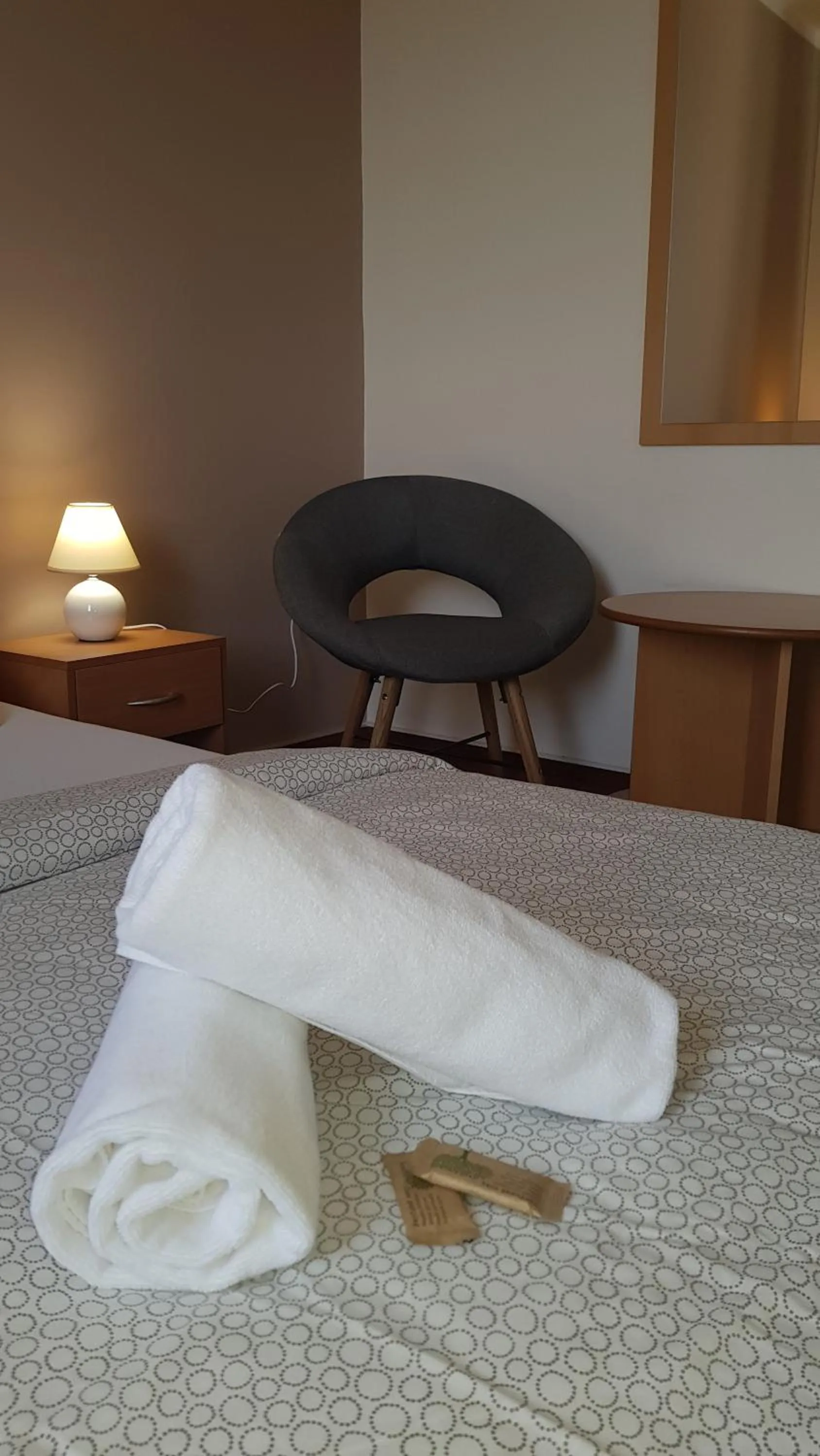 Bed in Hotel Rohanov