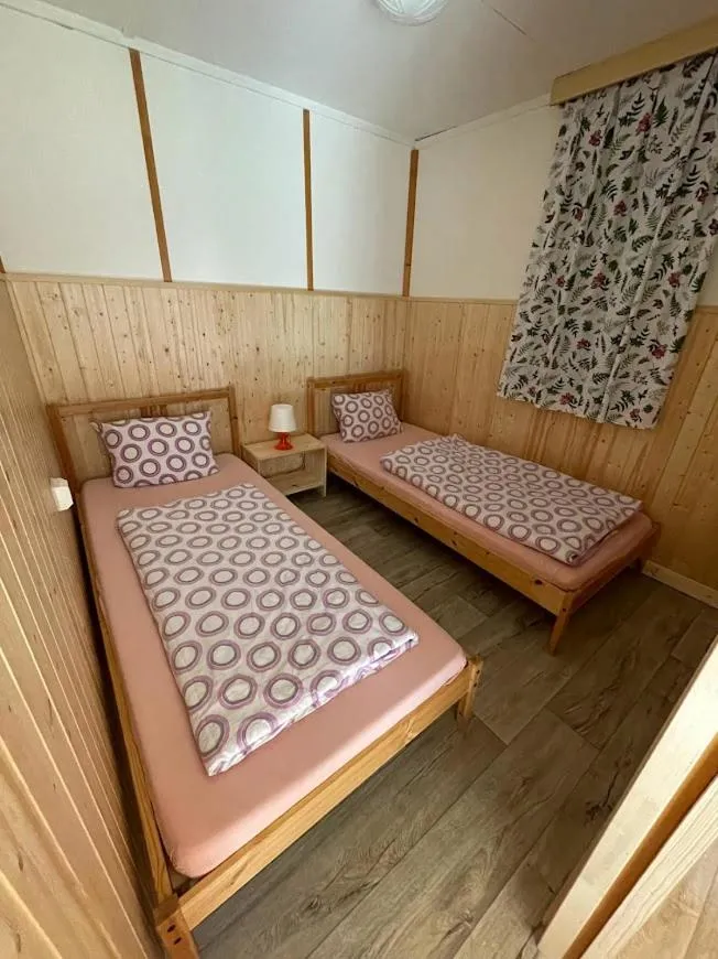 Bed in Hotel Rohanov