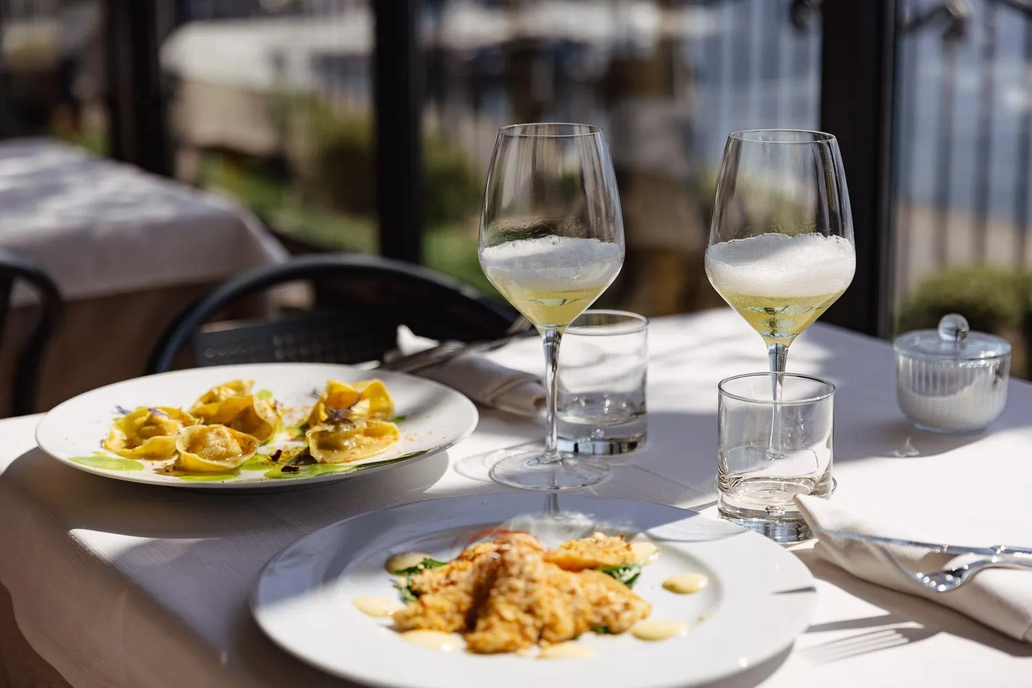 Restaurant/places to eat in La Foresta Monteisola