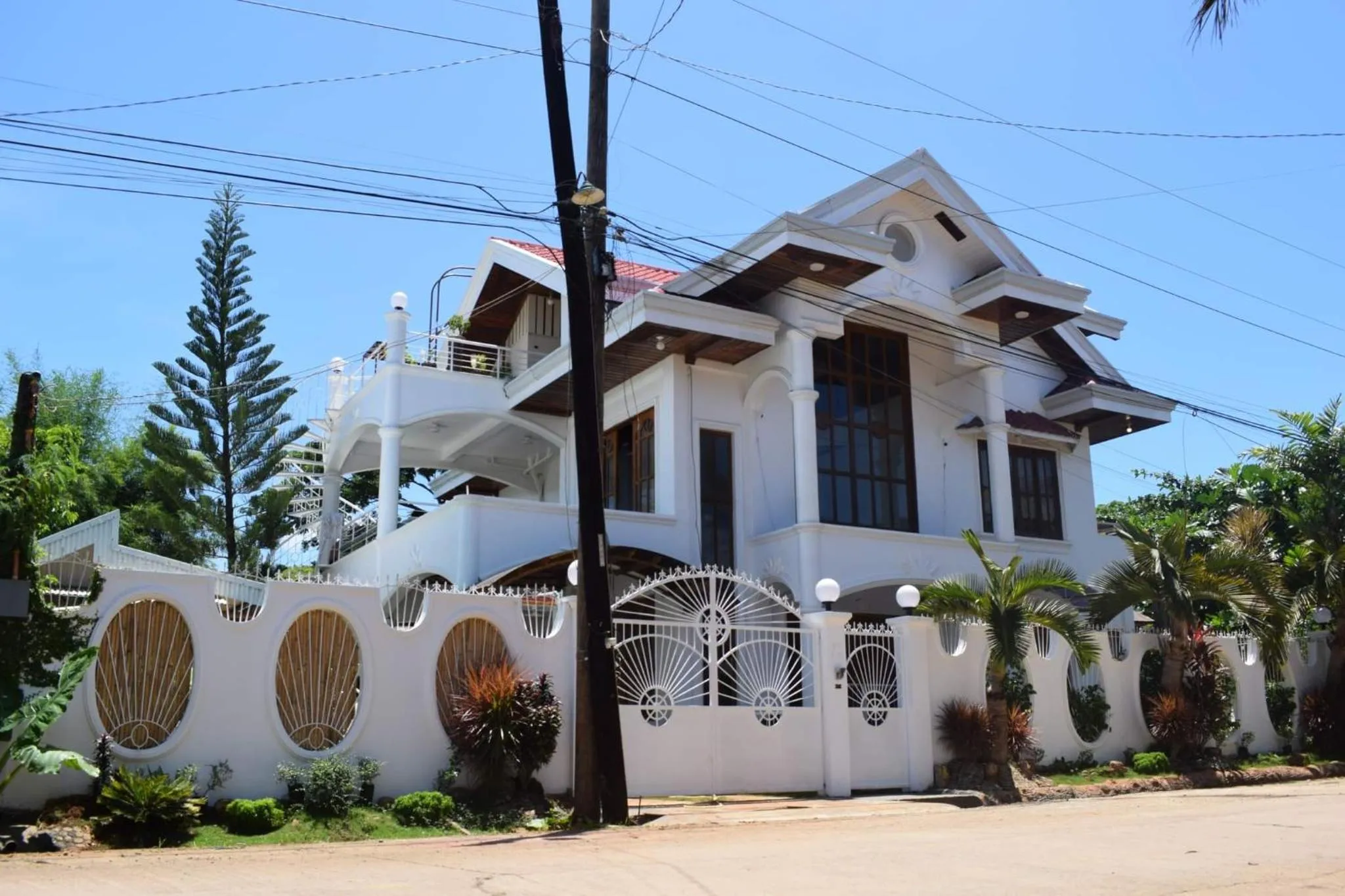 Property building in Orokasa Guesthouse