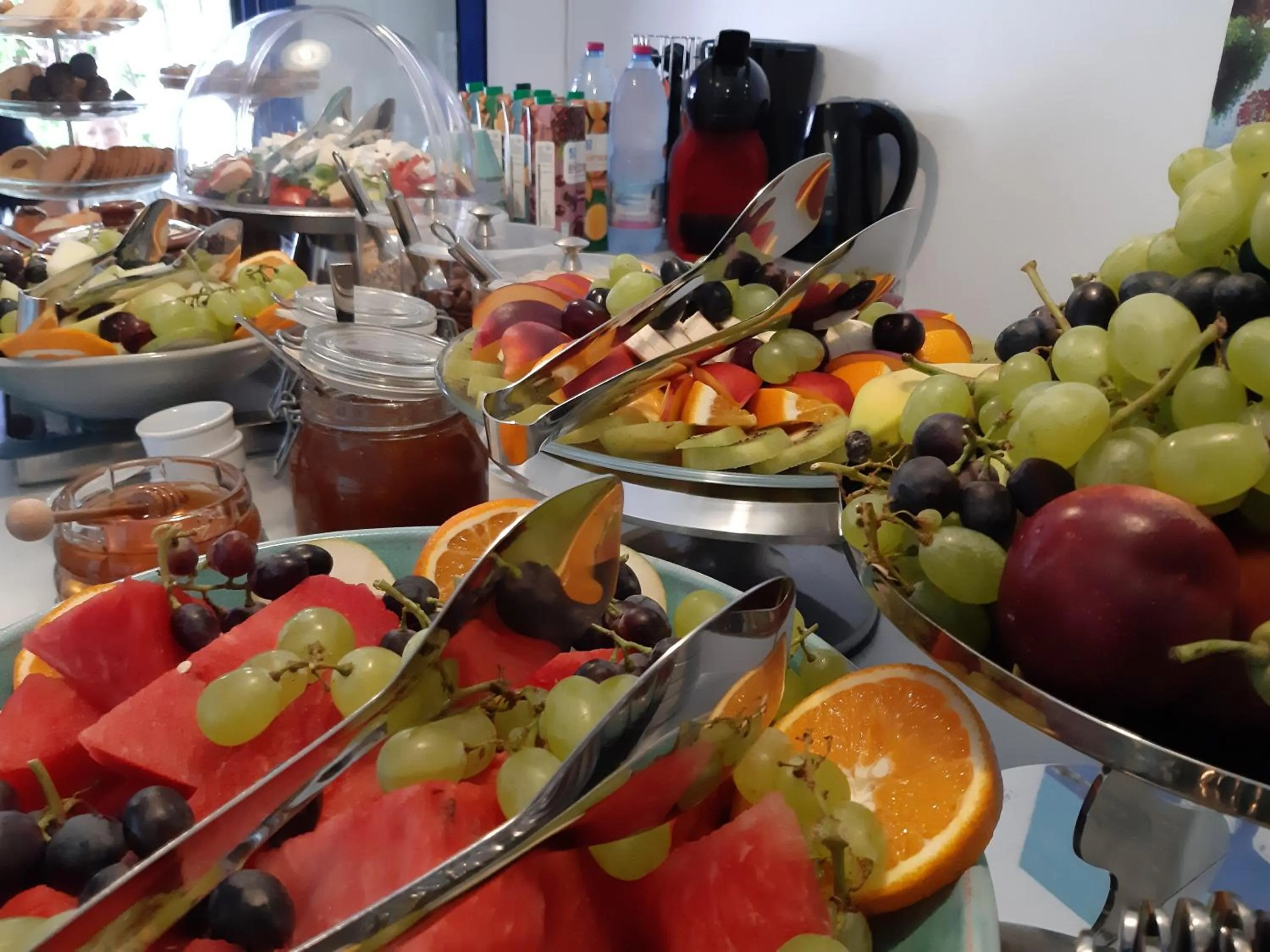 Food and drinks in Doron Hotel Delfini