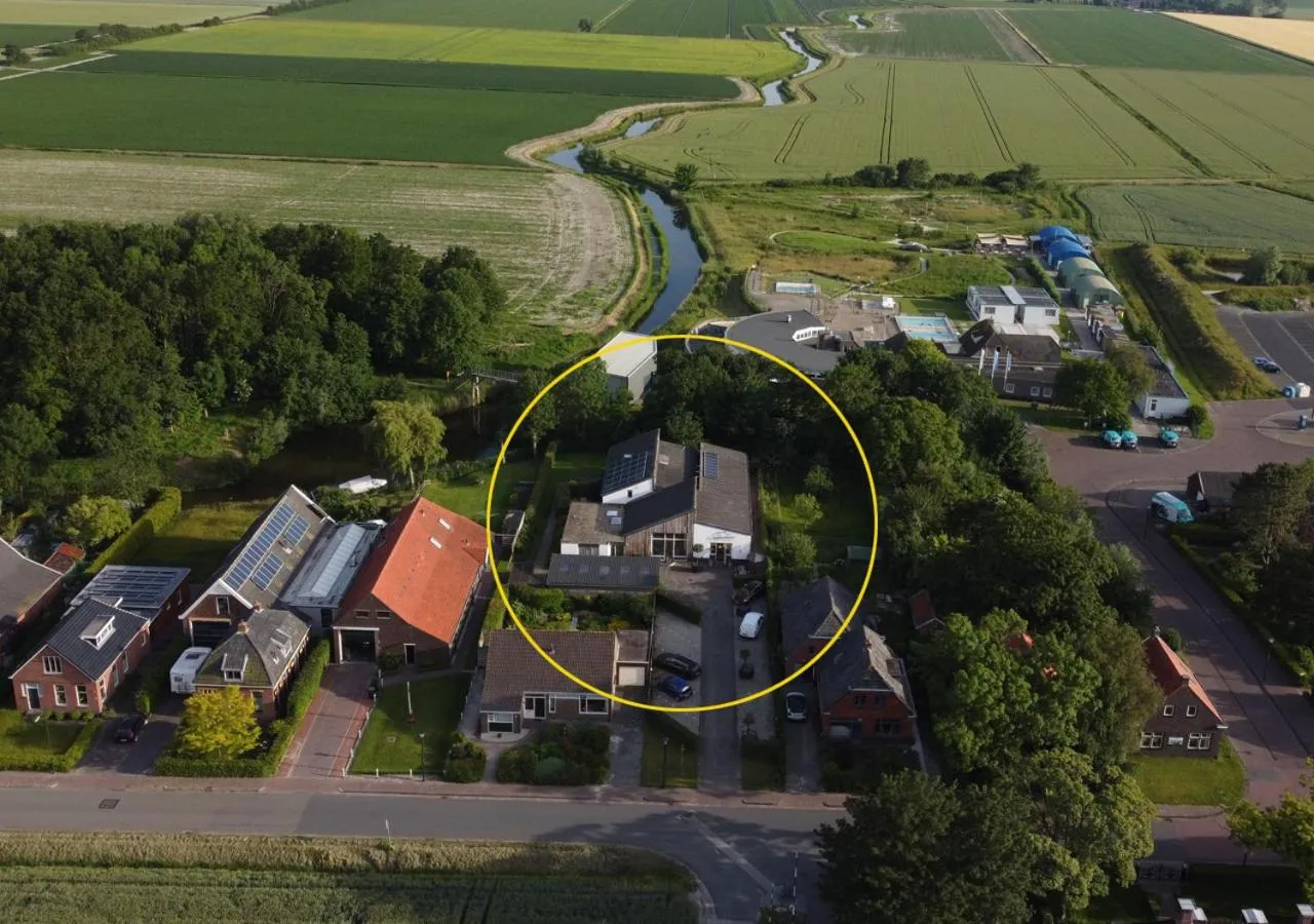 Area and facilities in Waddenhoes Gastenverblijven