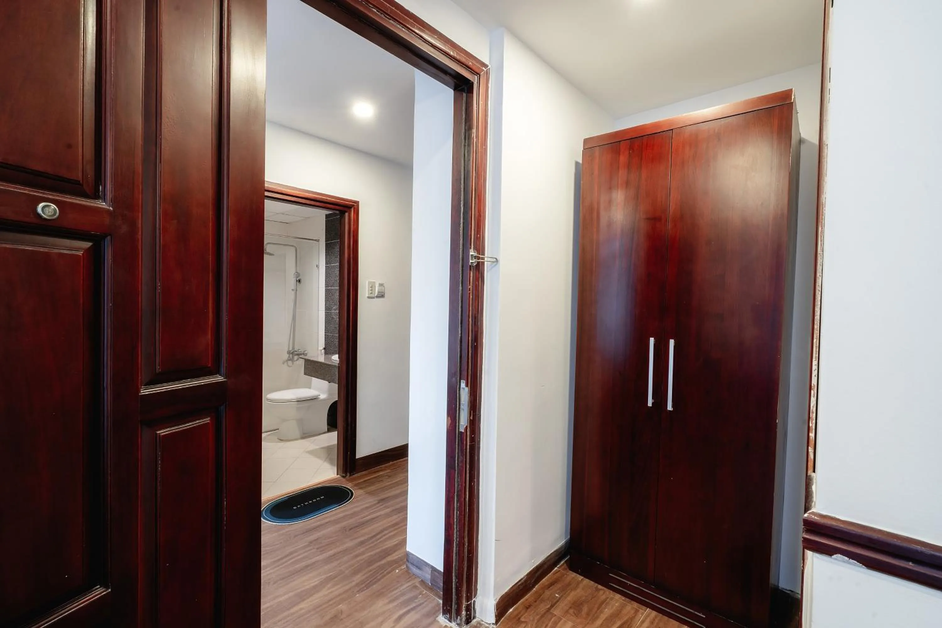 Property building in King Hotel