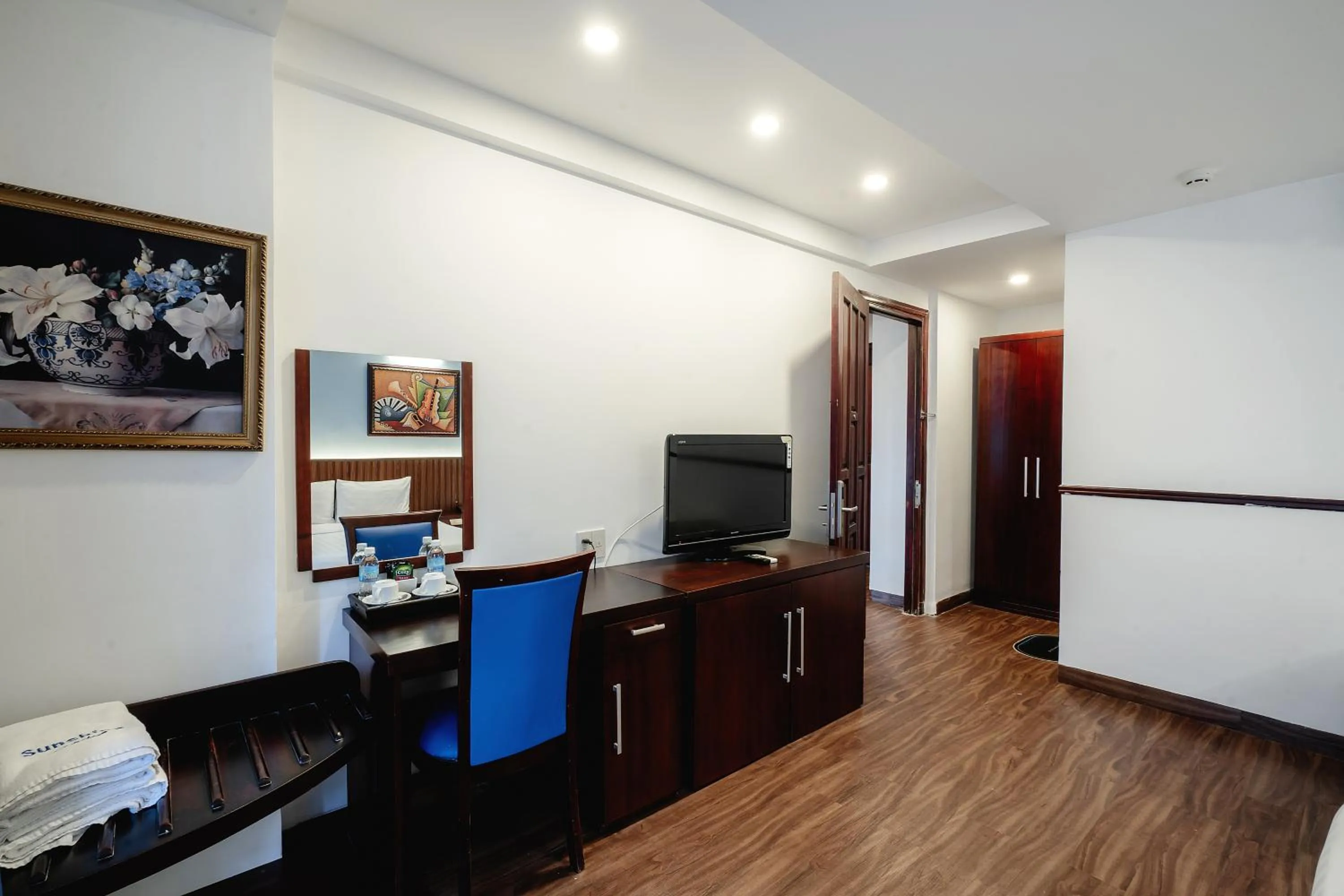 hair dresser in King Hotel