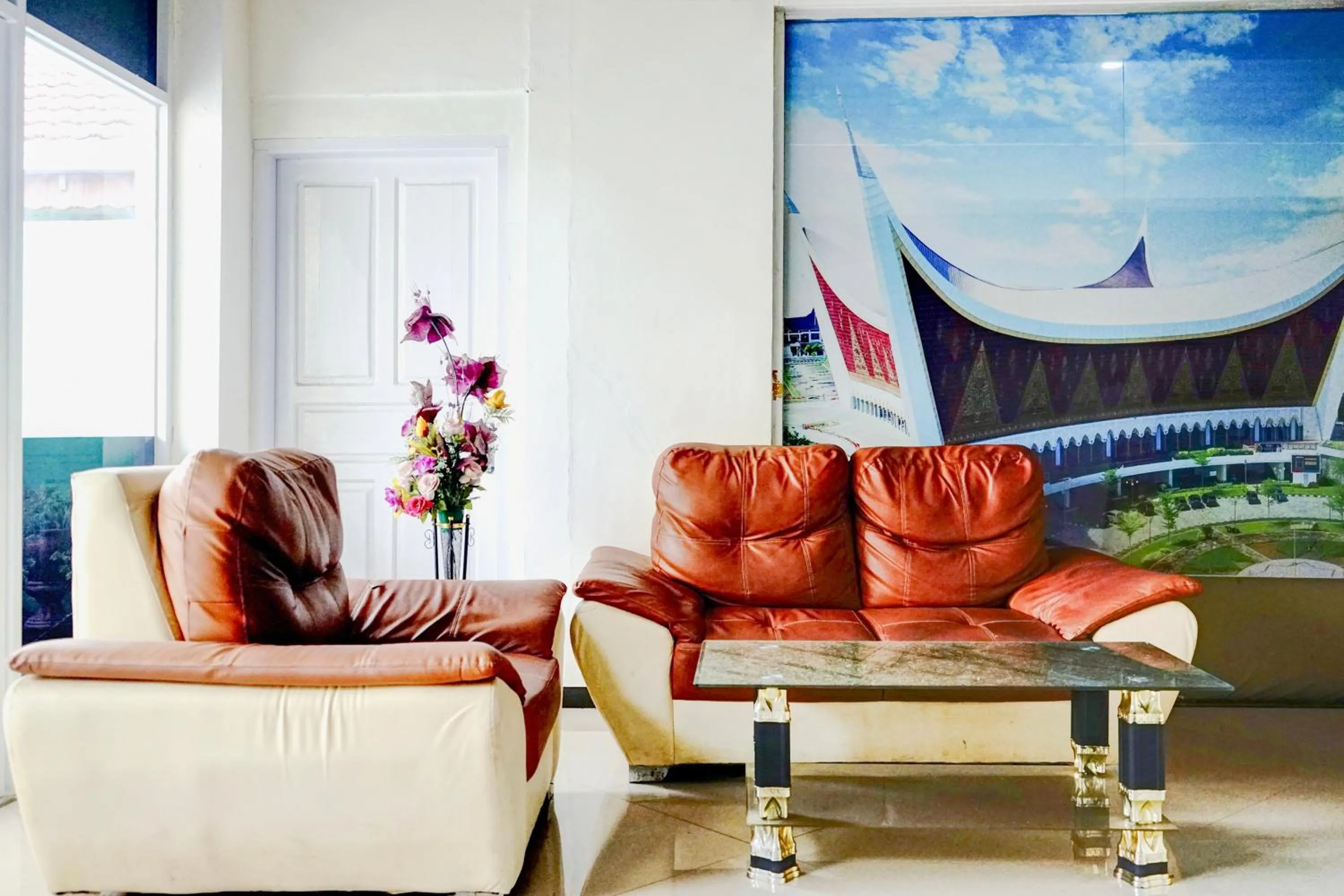 Lobby or reception in Hotel O Padang City Center Near Pantai Padang Formerly Hotel Siti Nurbaya