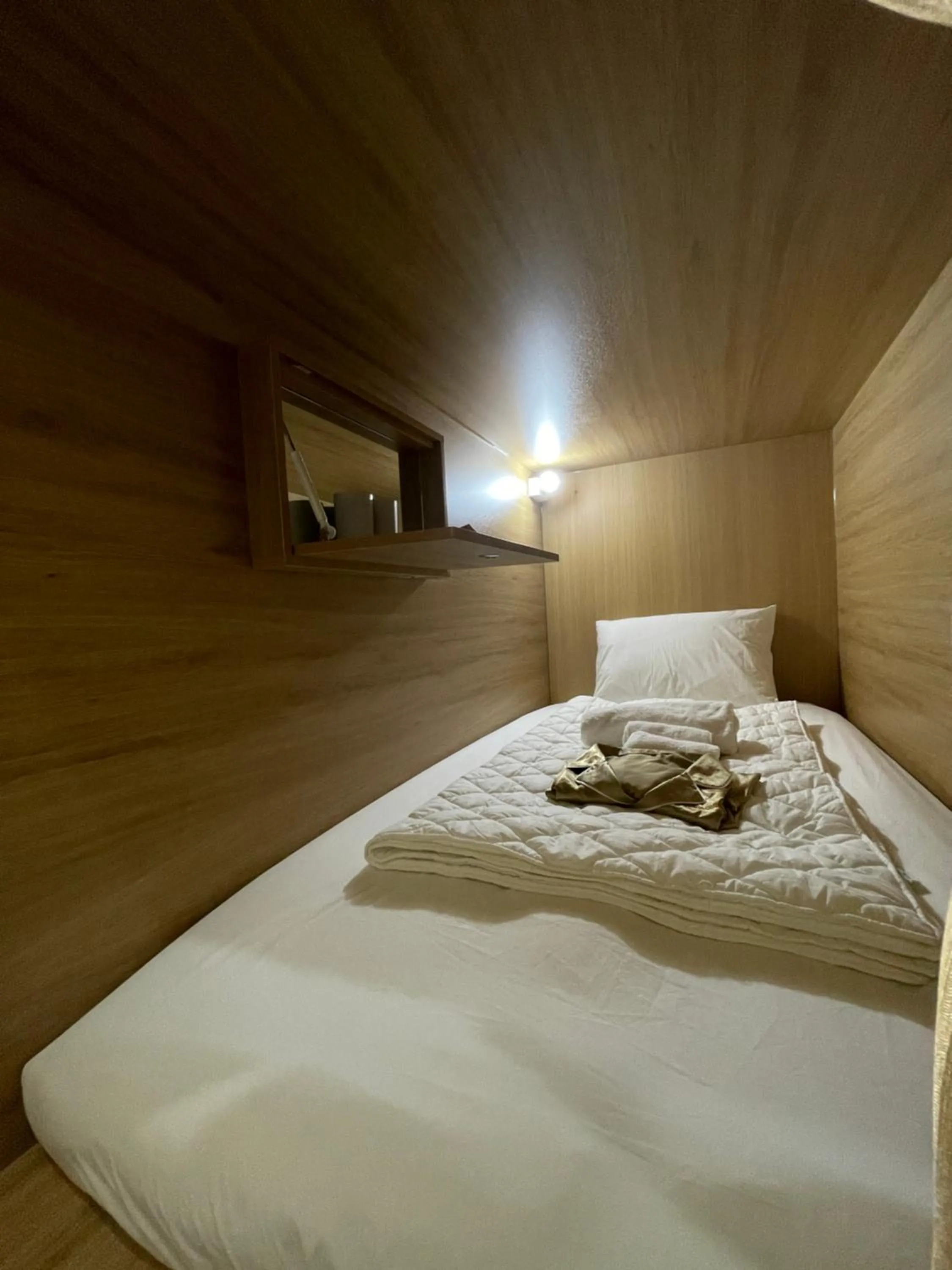 Bed in Basic Guest House Hải Phòng