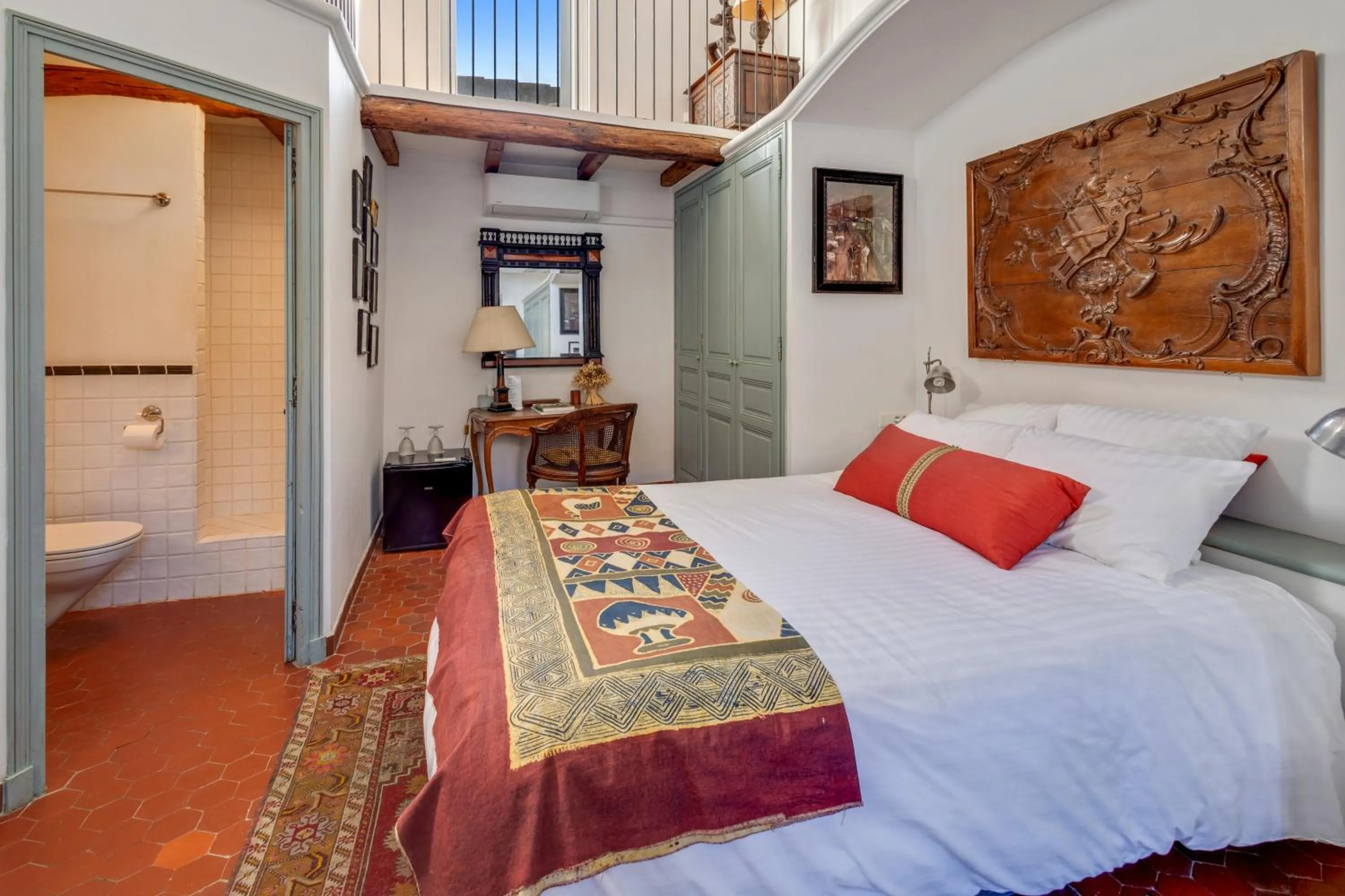 Bed in La Maison du Prince