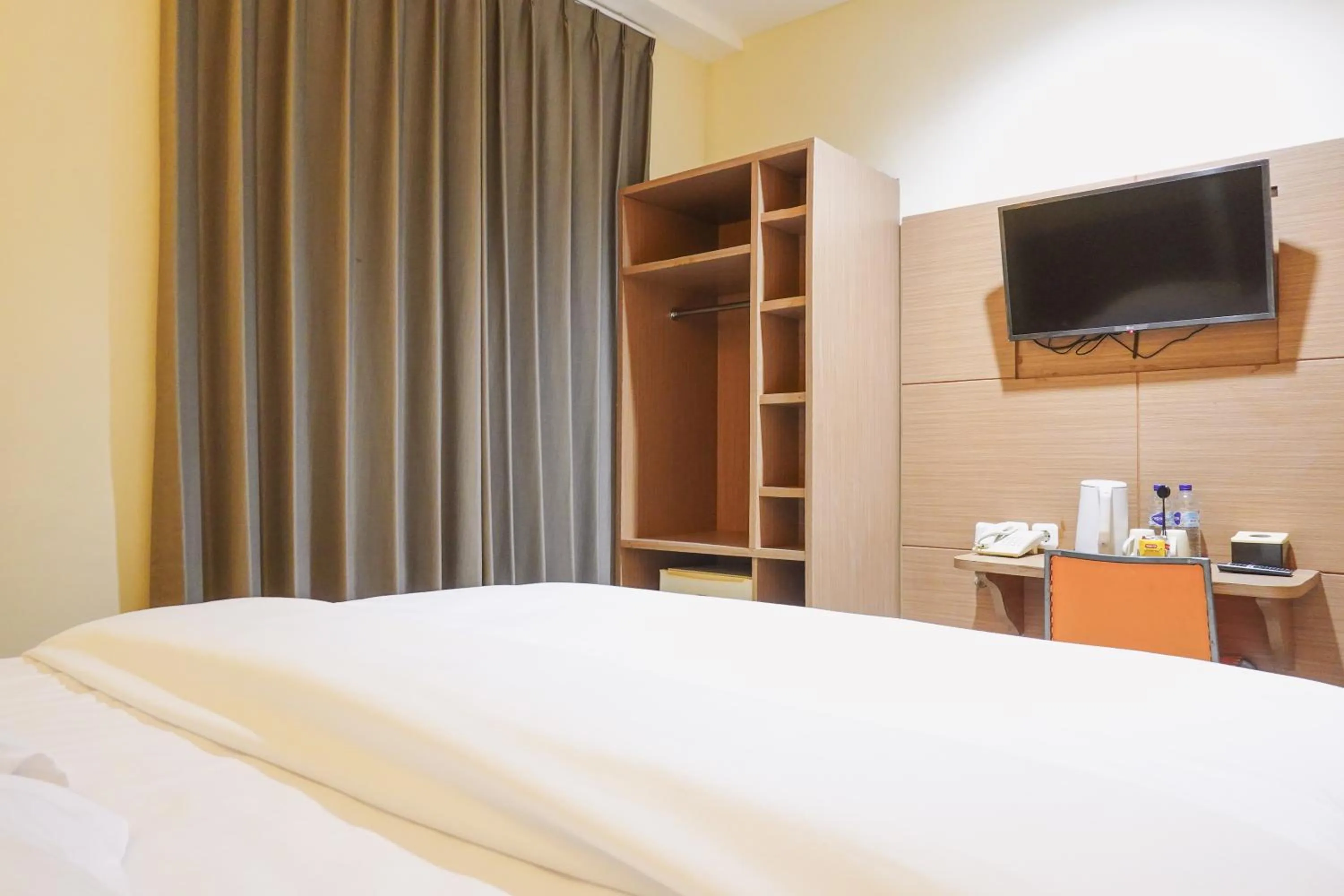 Bed in City Hotel Mataram