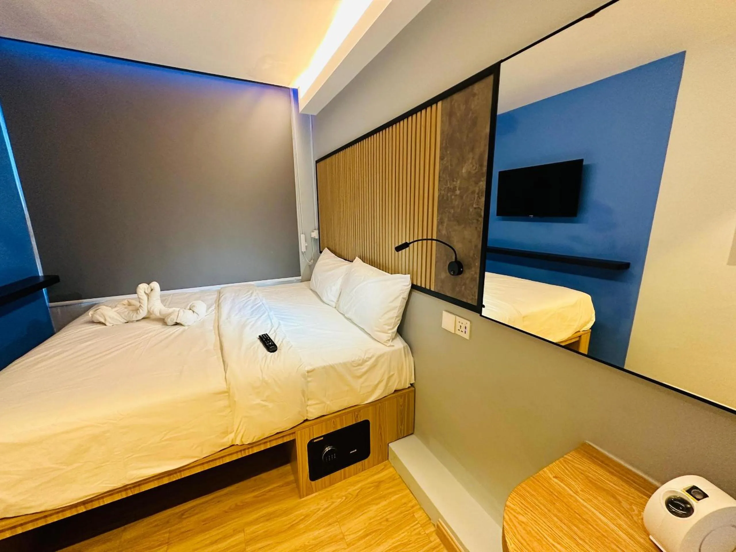 Bed in Blue Lagoon At Bandar Sunway