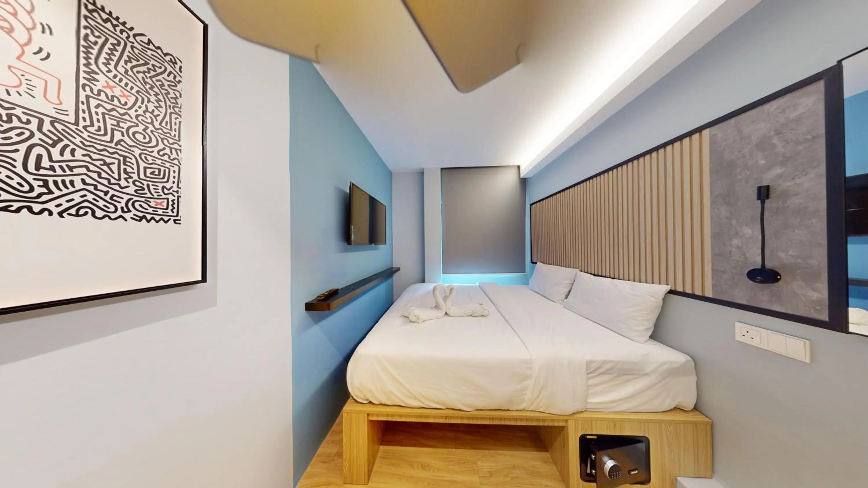 Bed in Blue Lagoon At Bandar Sunway