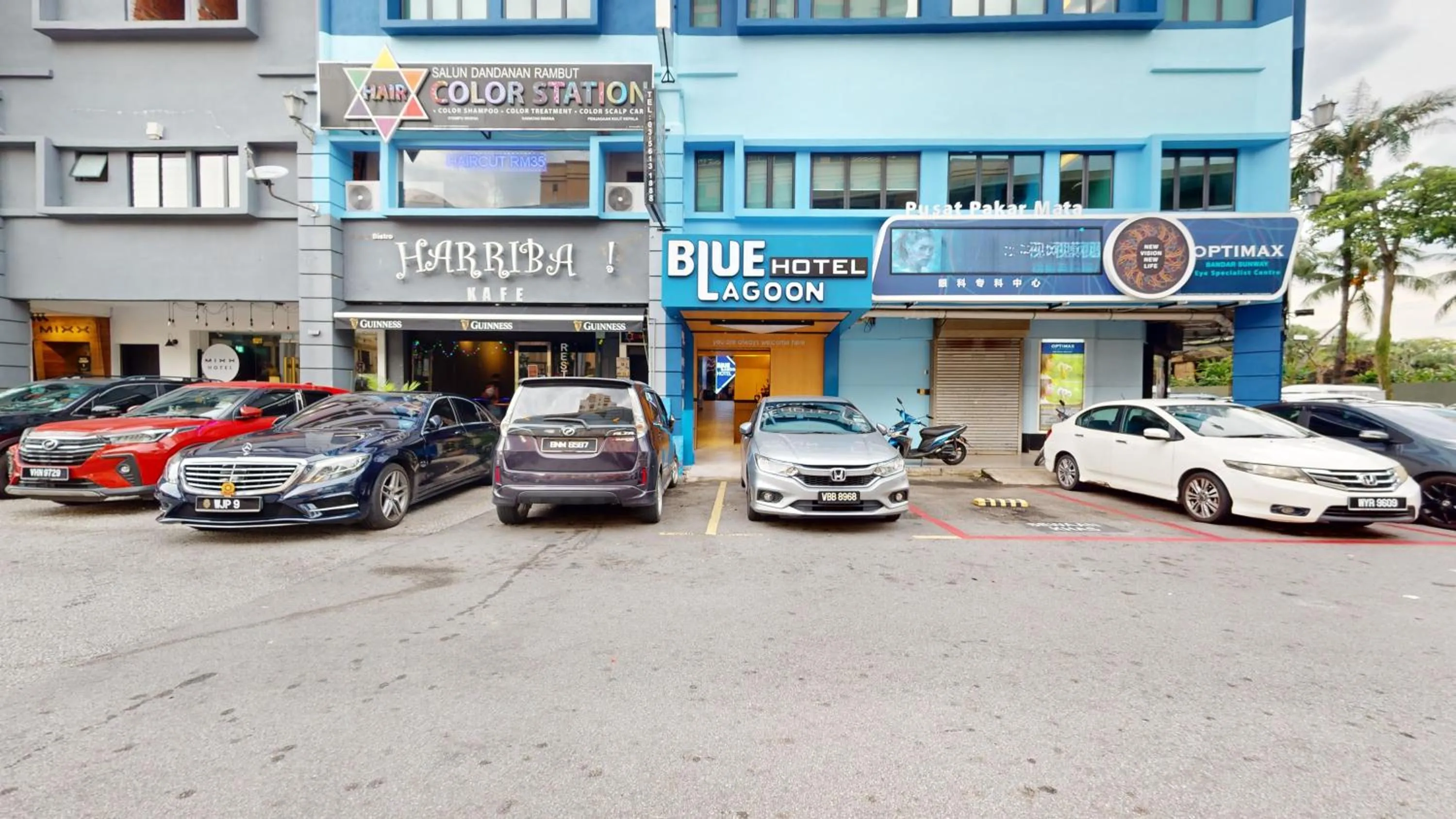 Facade/entrance in Blue Lagoon At Bandar Sunway