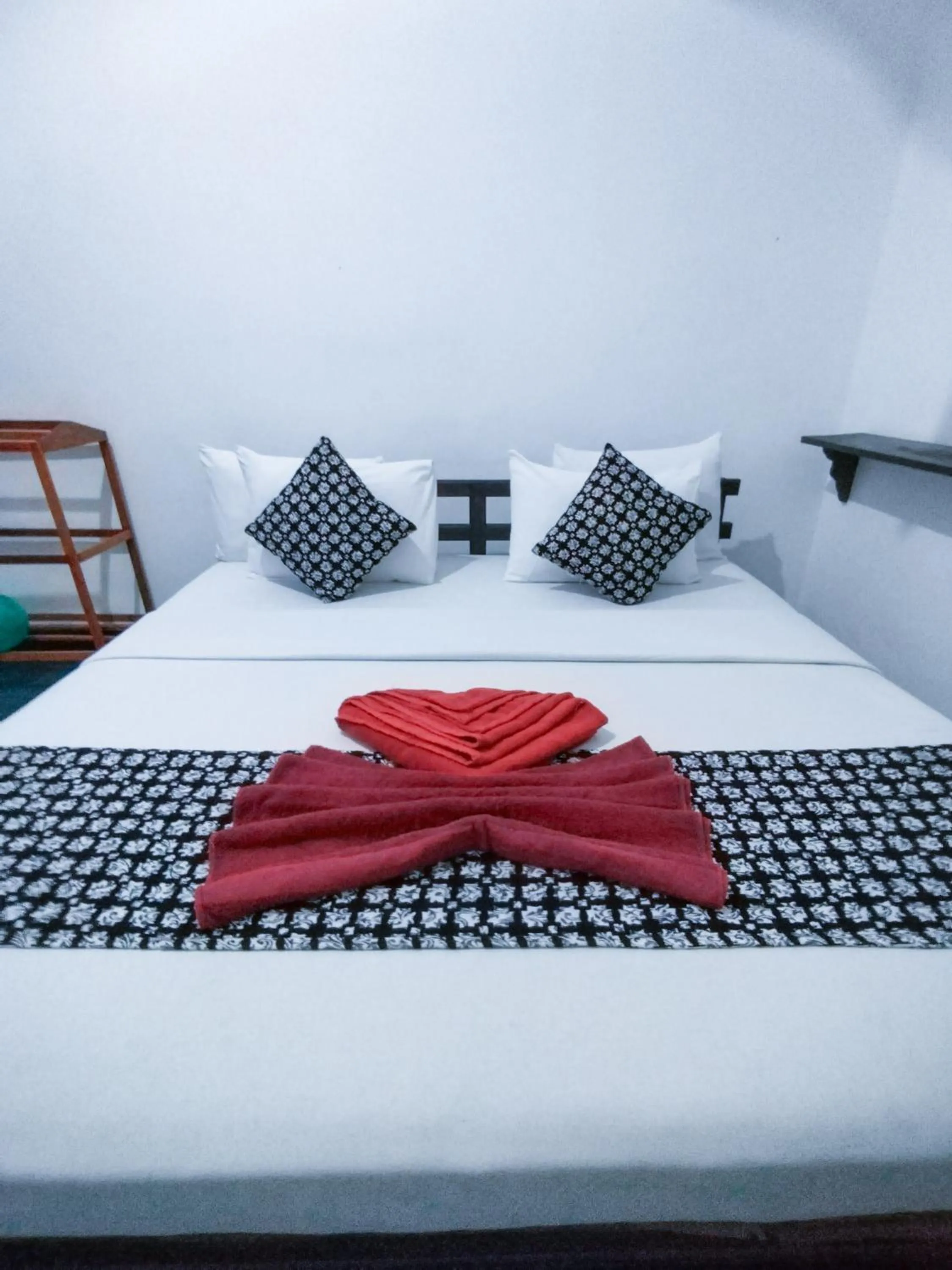 Bed in Ella Rock Heaven