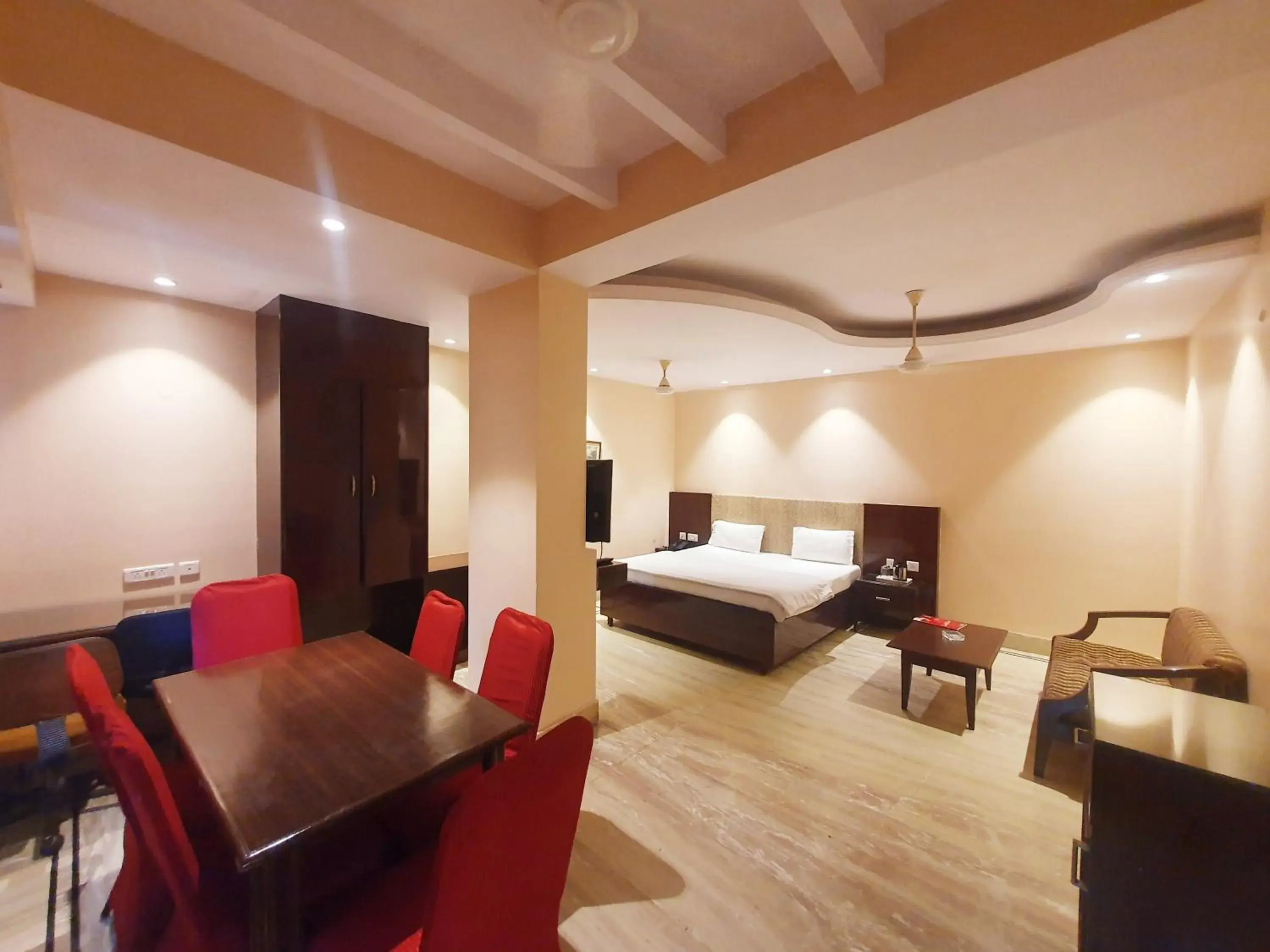 Suite in Hotel Shrinath Palace Suite in Hotel Shrinath Palace