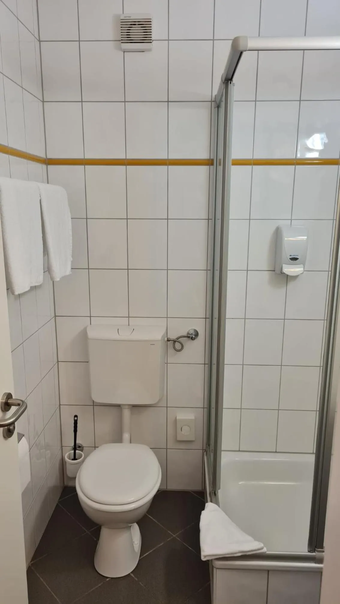 Shower in Terra Ventura Hotel