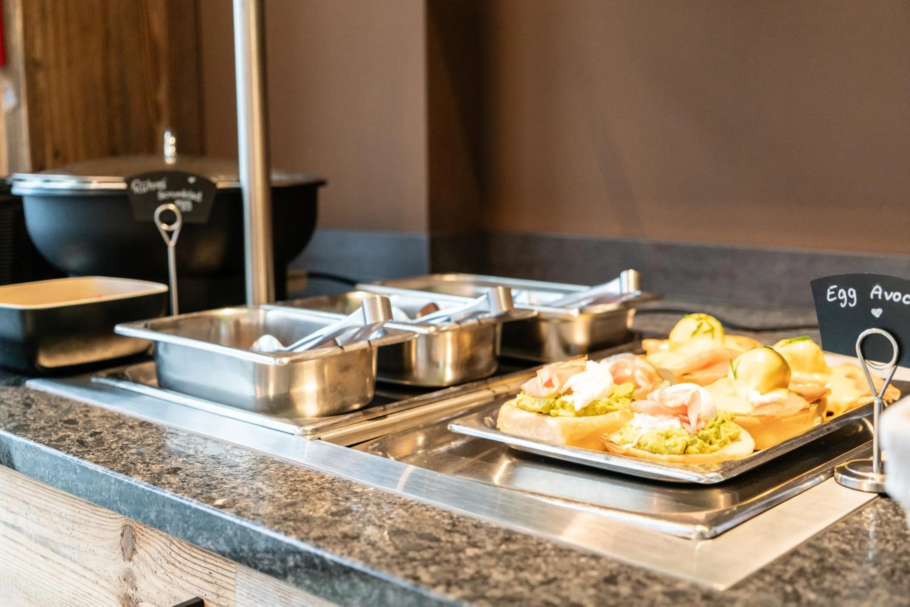 Food and drinks in SEKRA Stadthotel