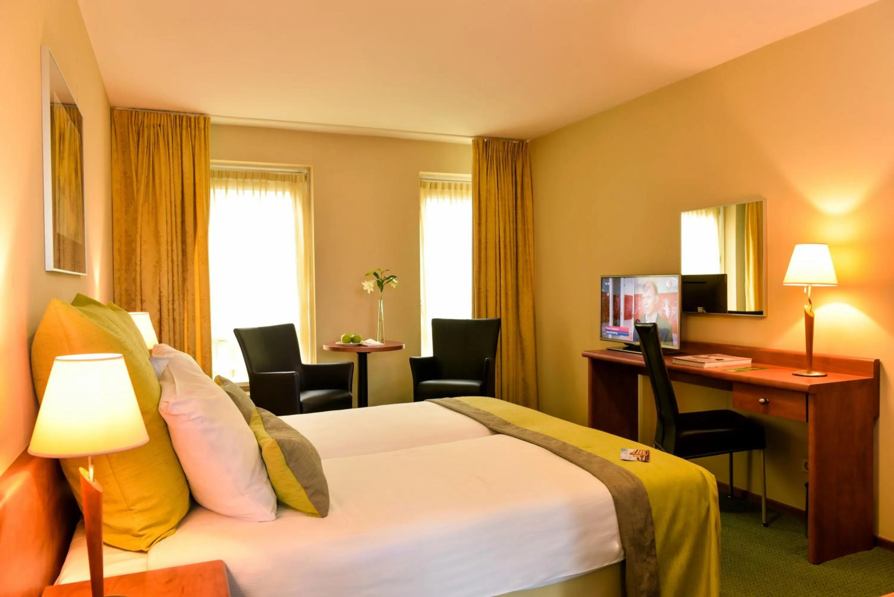 Photo of the whole room, Bed in Hotel Noordzee