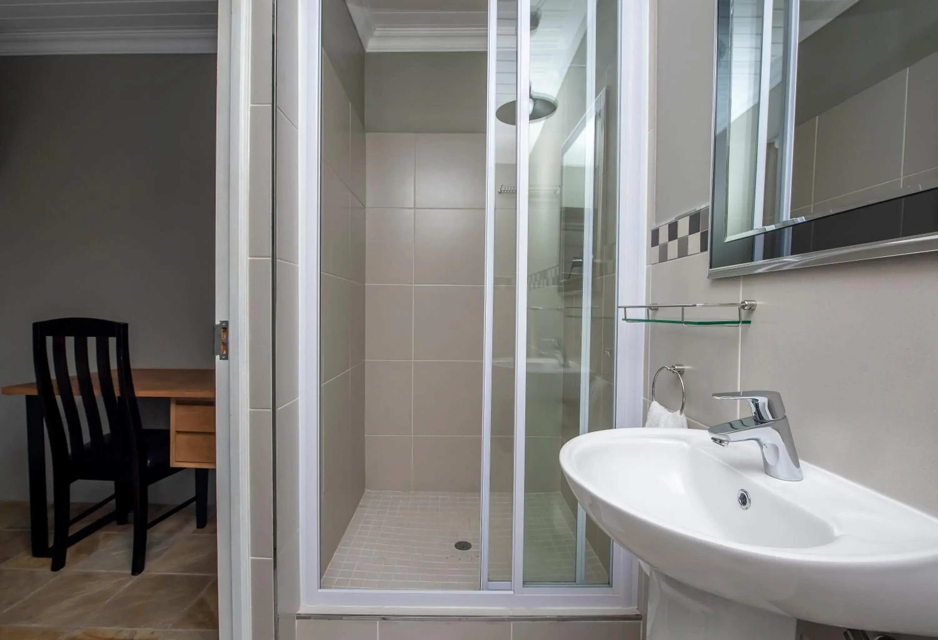 Deluxe Double Room in Excellent Guest House Deluxe Double Room in Excellent Guest House