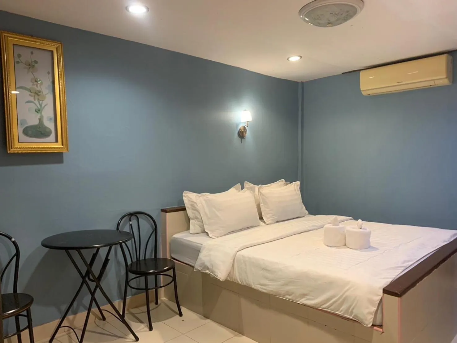 Bed in Marina Resort at Pakbara Satun