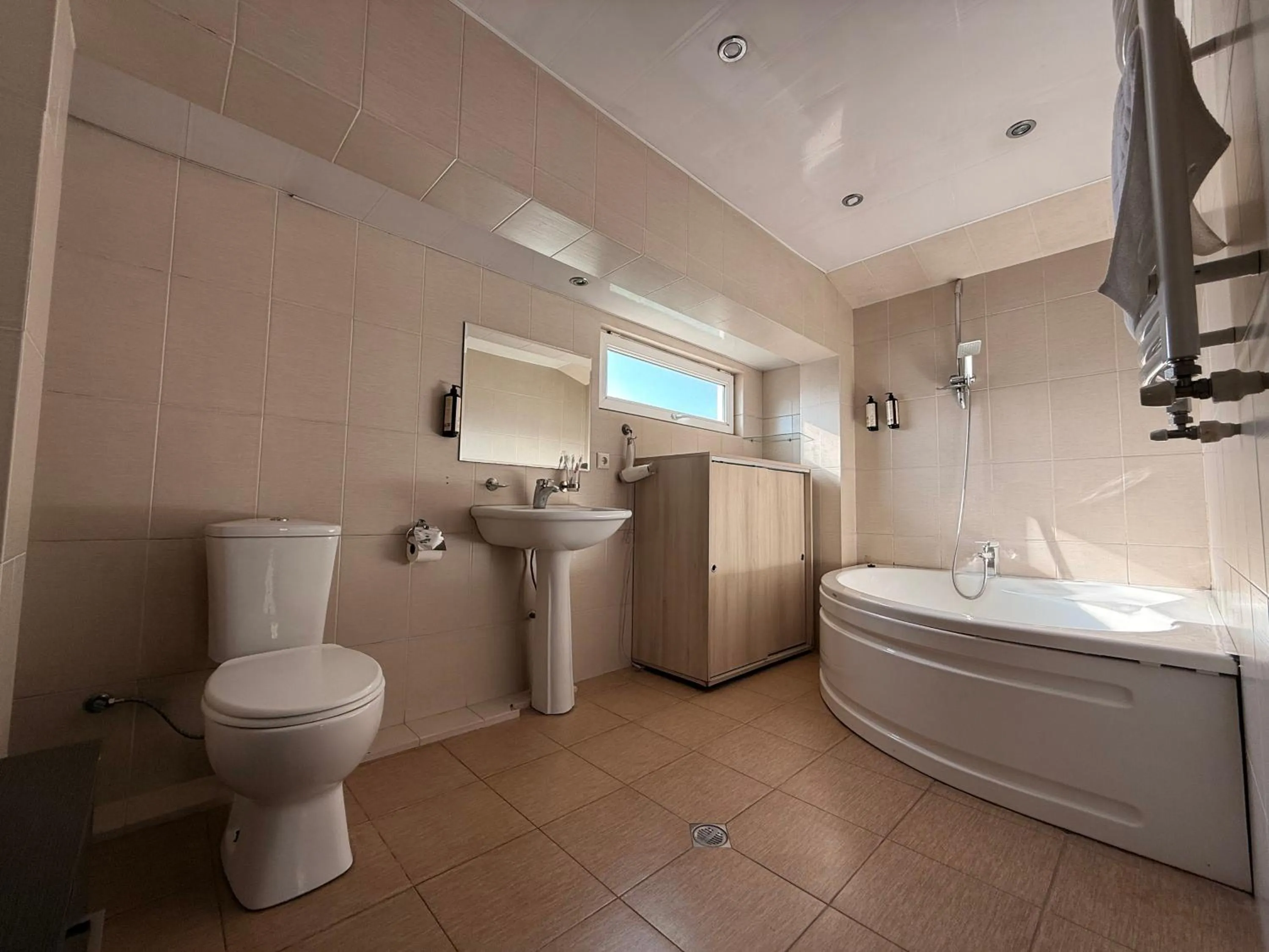 Toilet in Liva Hotel