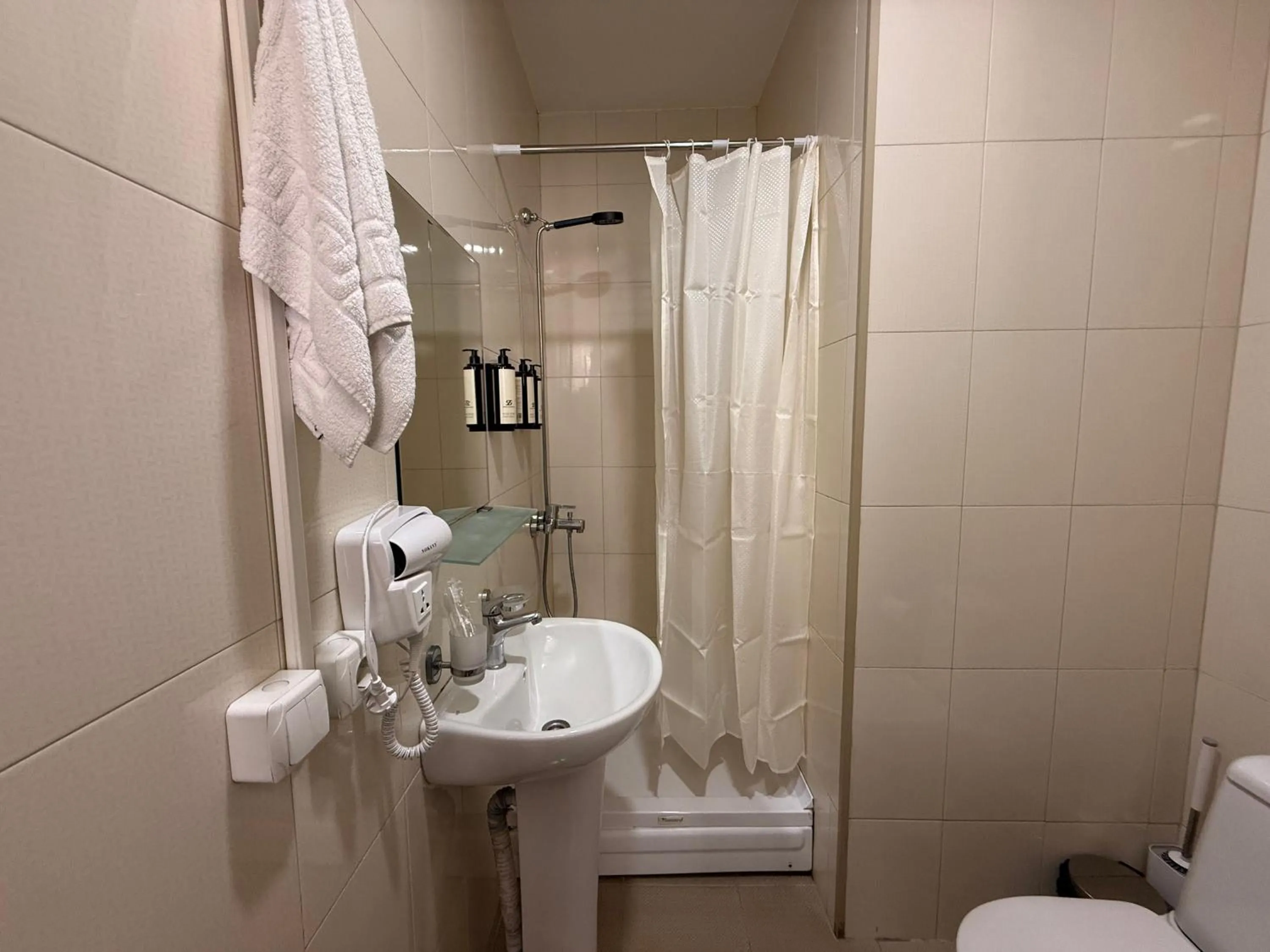 Toilet in Liva Hotel