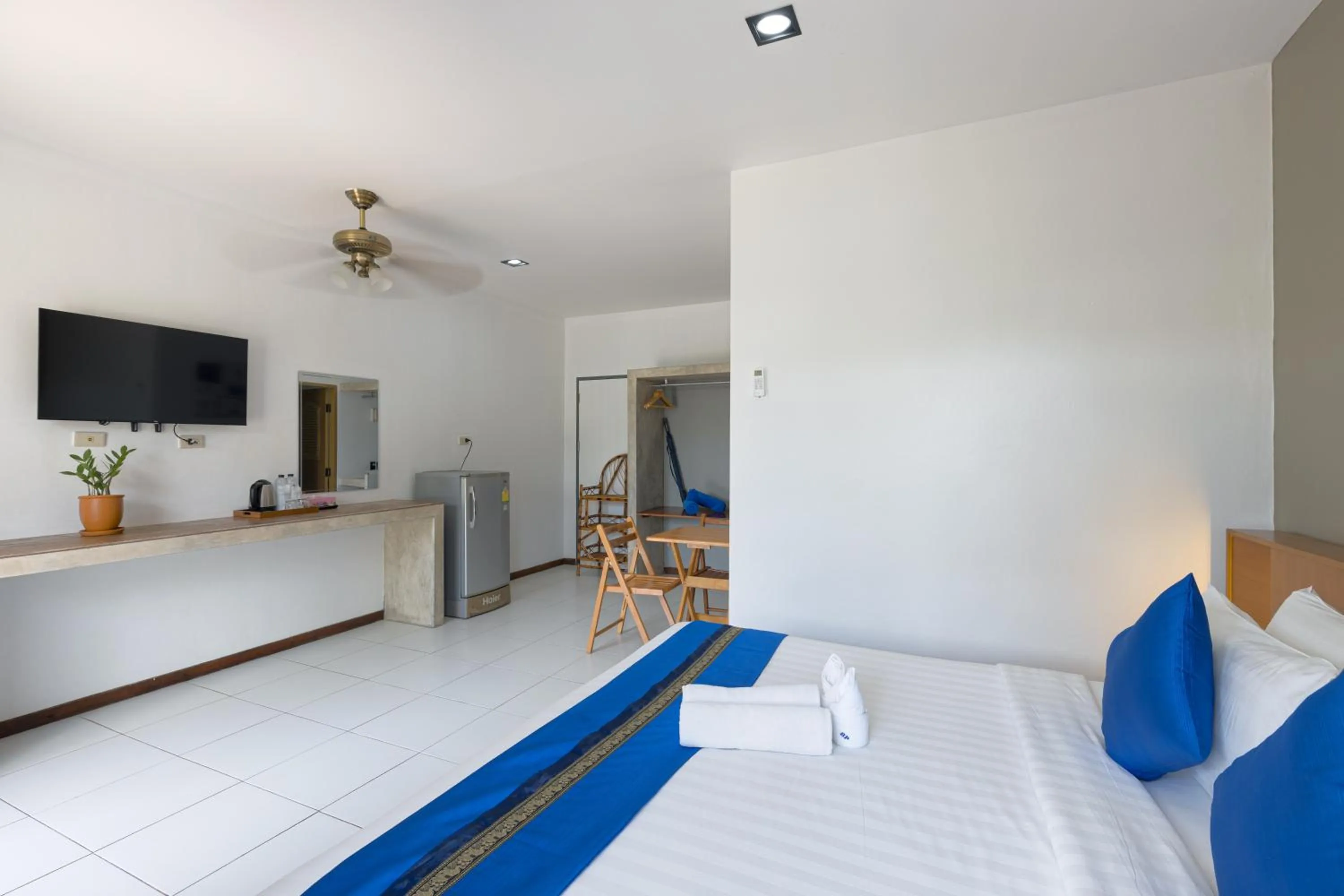 Bed in Blue Palm Kata Resort