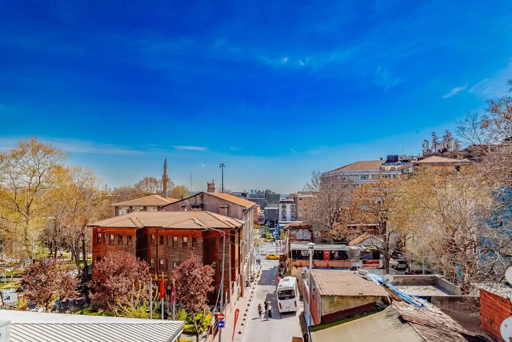 Spring in Ali Khan Hotel