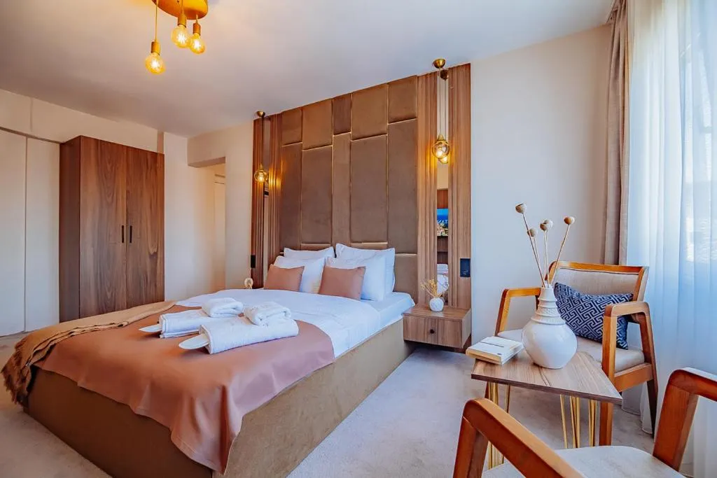 Bed in Ali Khan Hotel