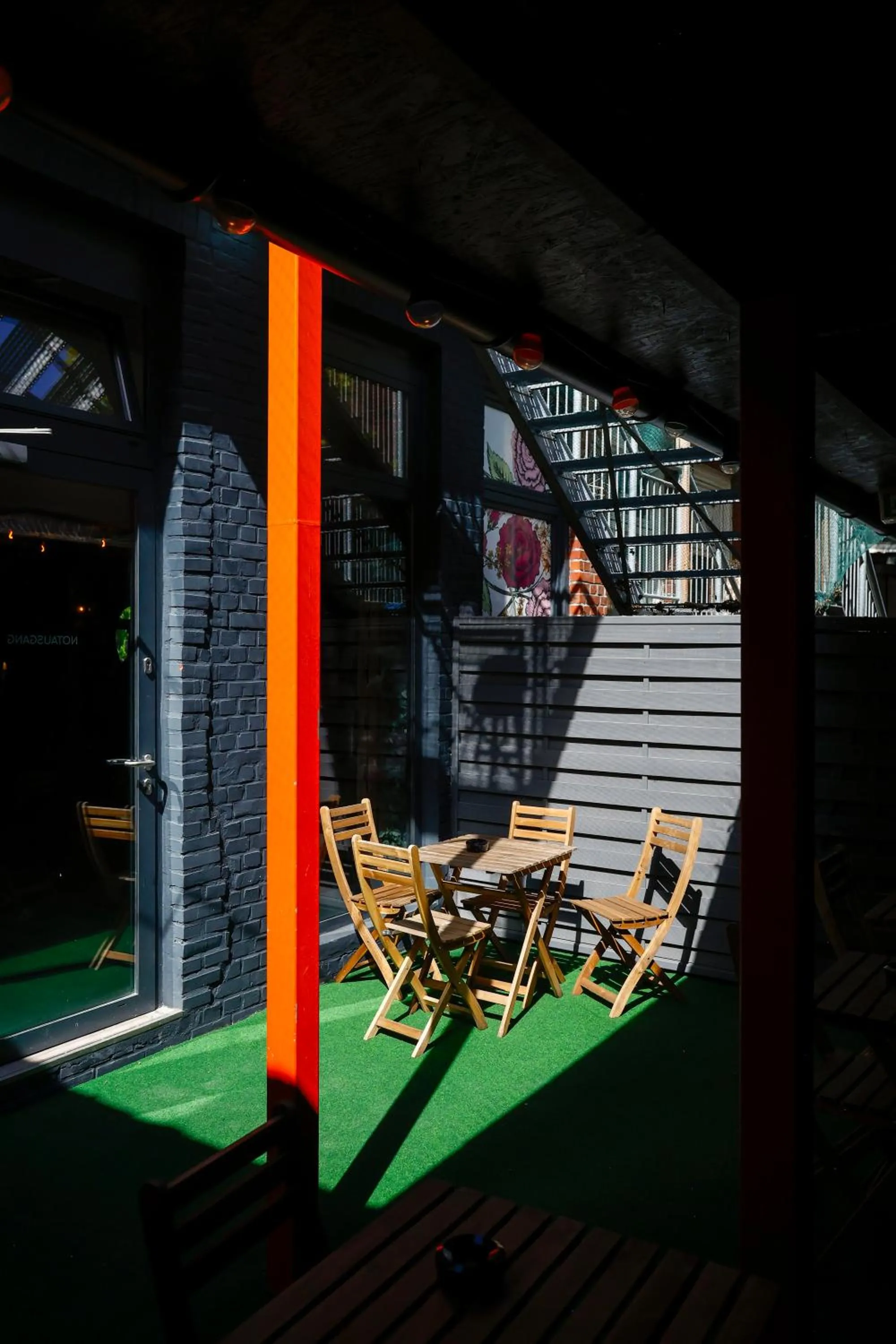 Restaurant/places to eat in Room's by Sleephotels