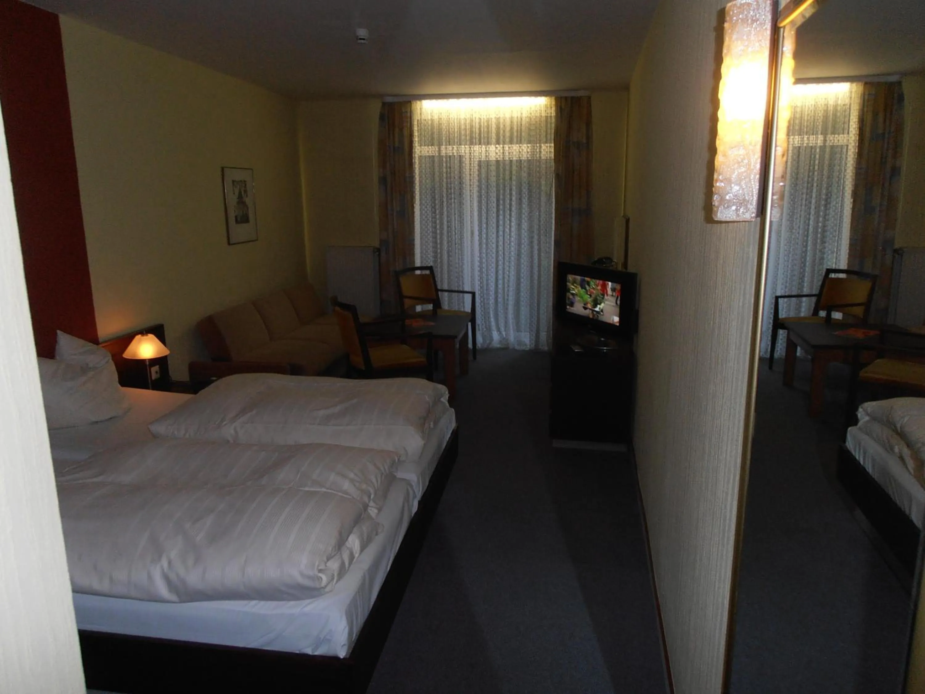 Photo of the whole room in Hotel am Deister