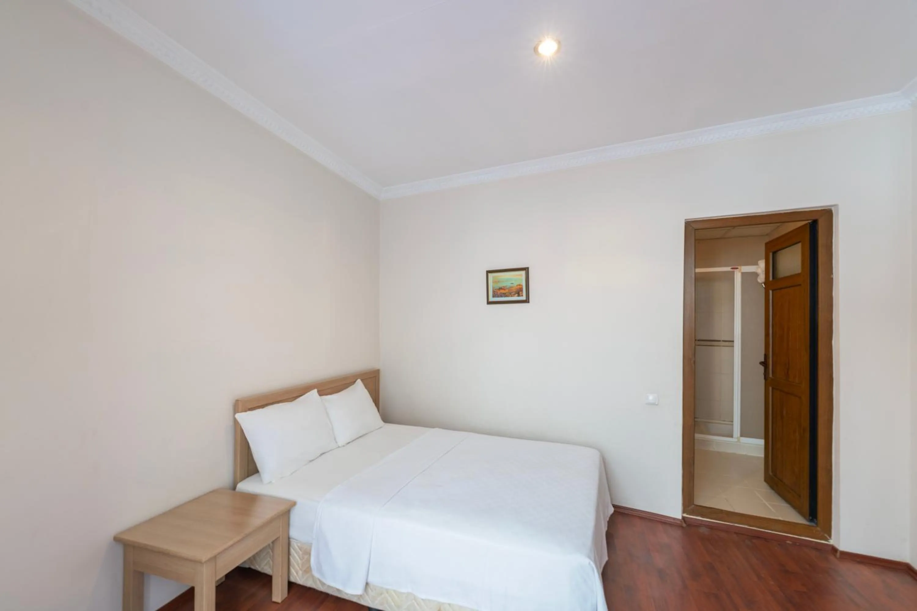 Photo of the whole room, Bed in Şehir Hotel