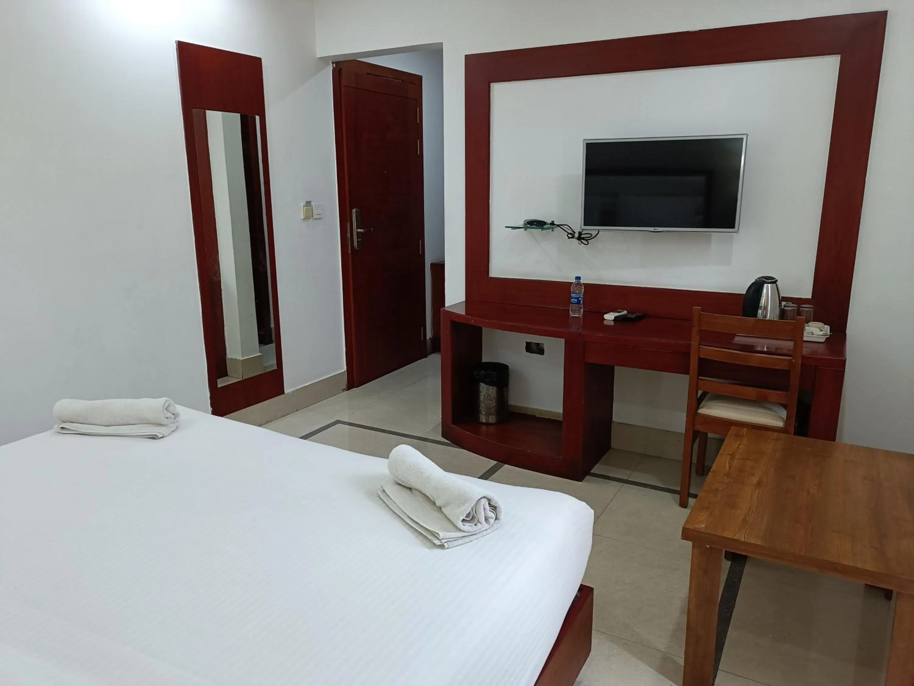 Bed in Hotel Autumn Crocus