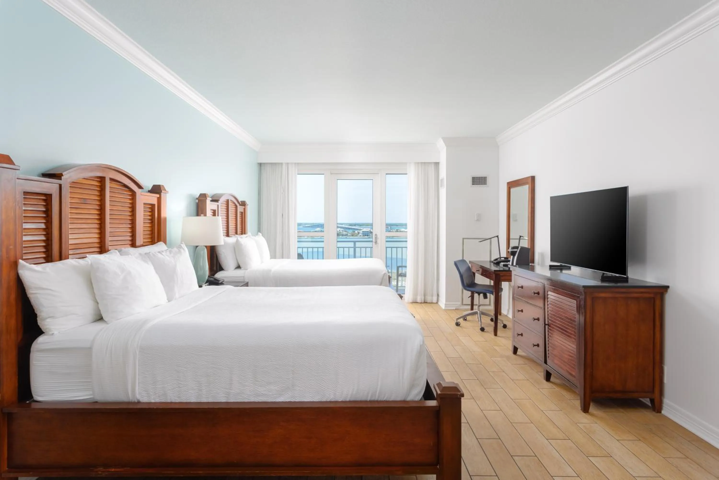 View (from property/room), Bed in The Pensacola Beach Resort
