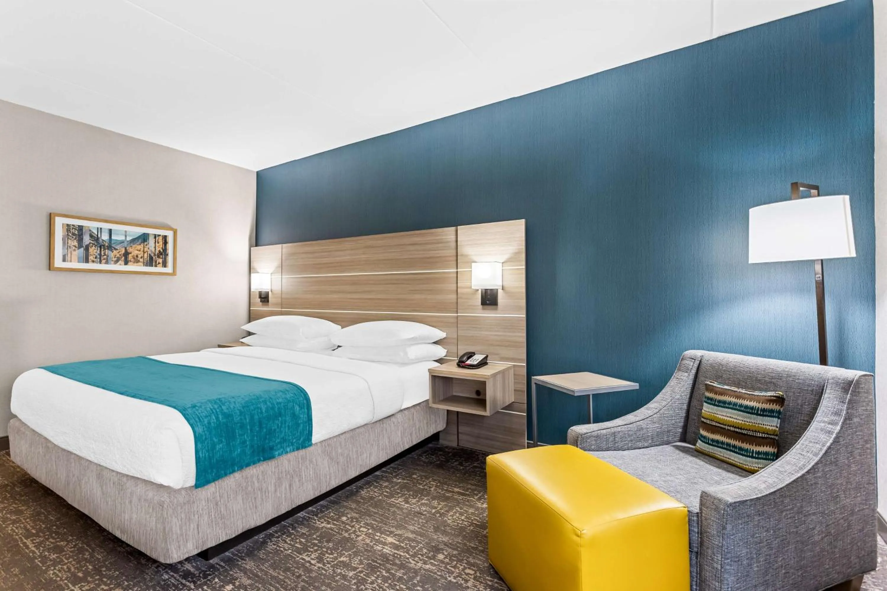 Bedroom, Bed in Best Western West Lebanon-Hanover