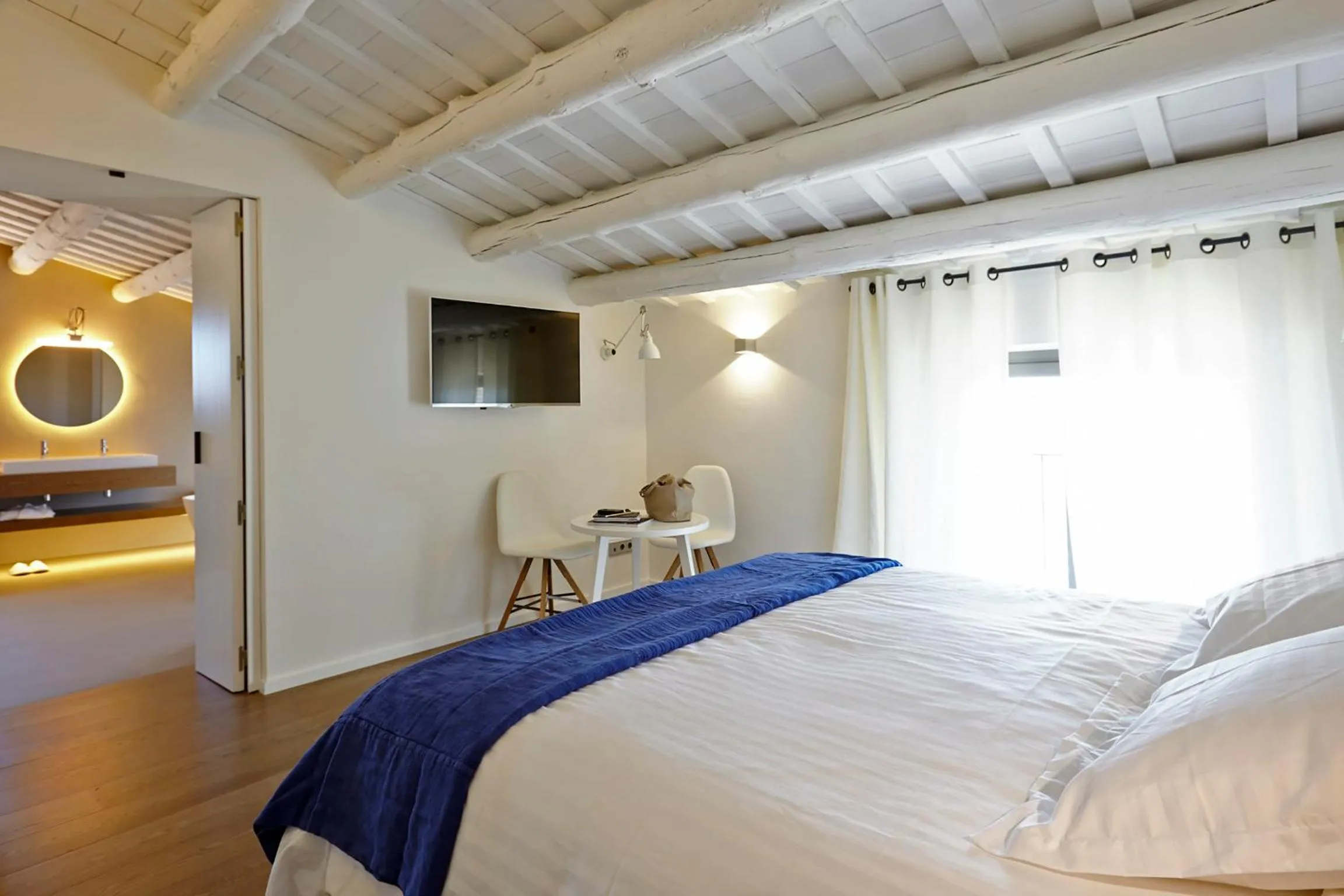 Bedroom, Bed in Hotel Mas Lazuli by Fimedhotels