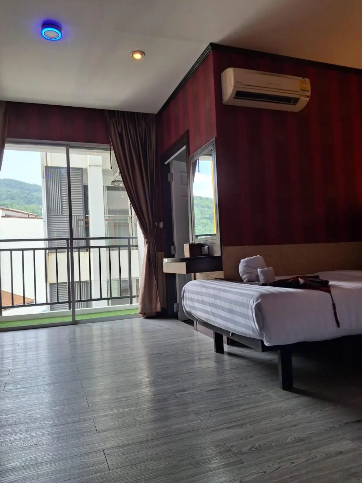 Bed in Sereneburi Patong Residence